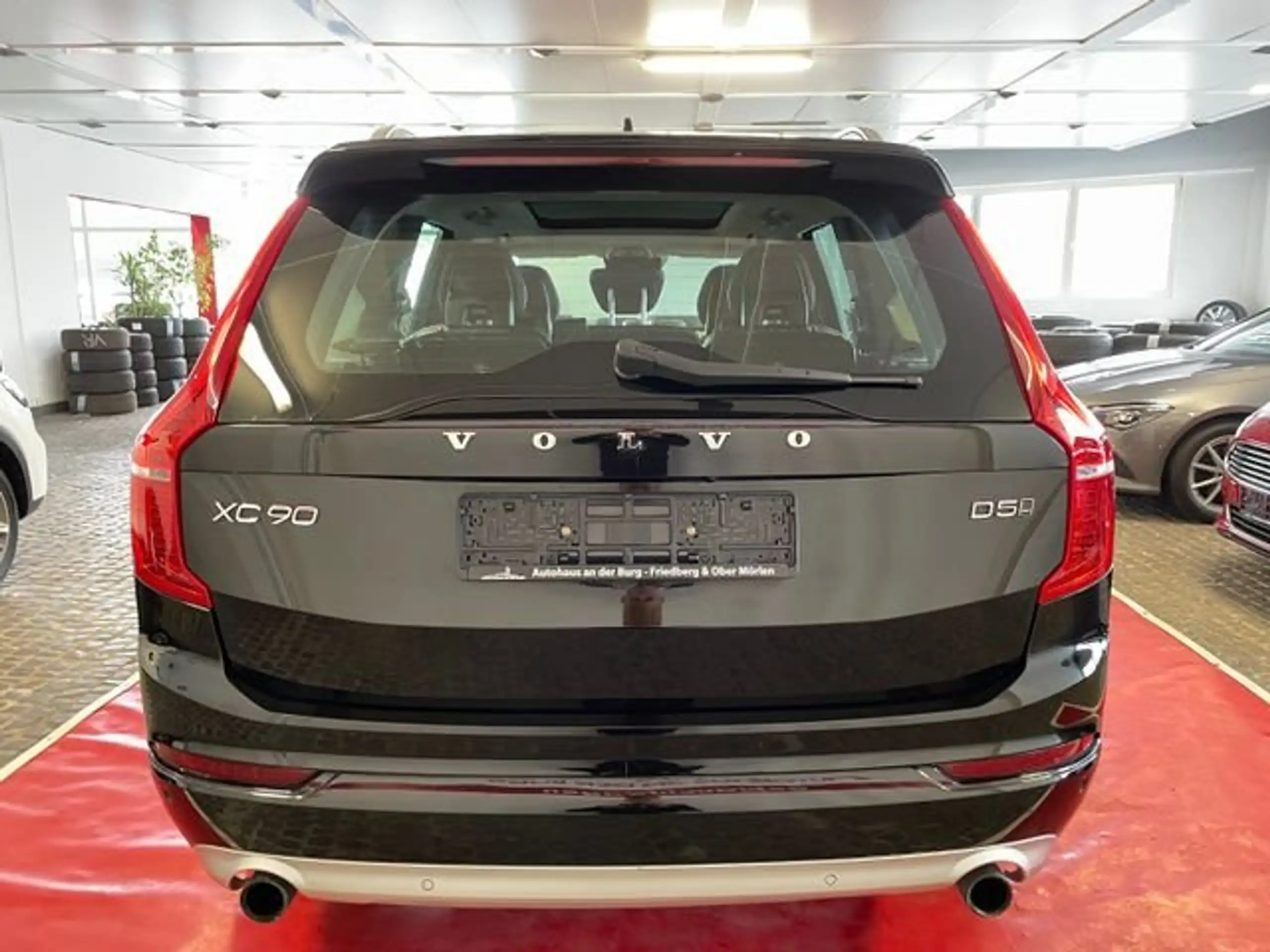 Volvo - XC90