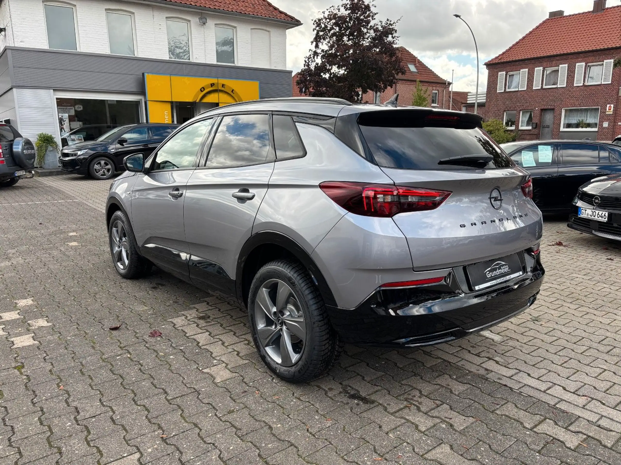 Opel - Grandland X