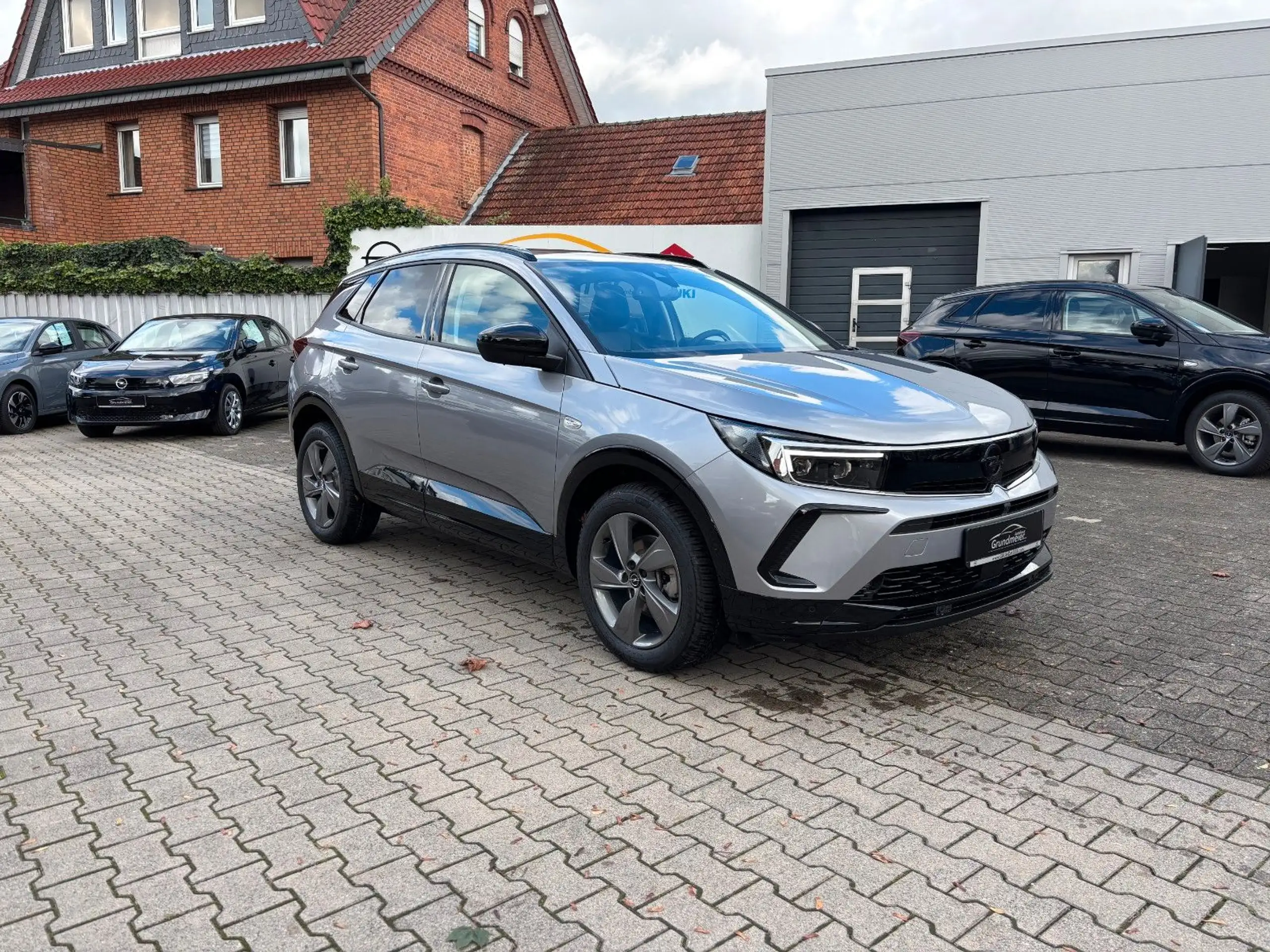 Opel - Grandland X