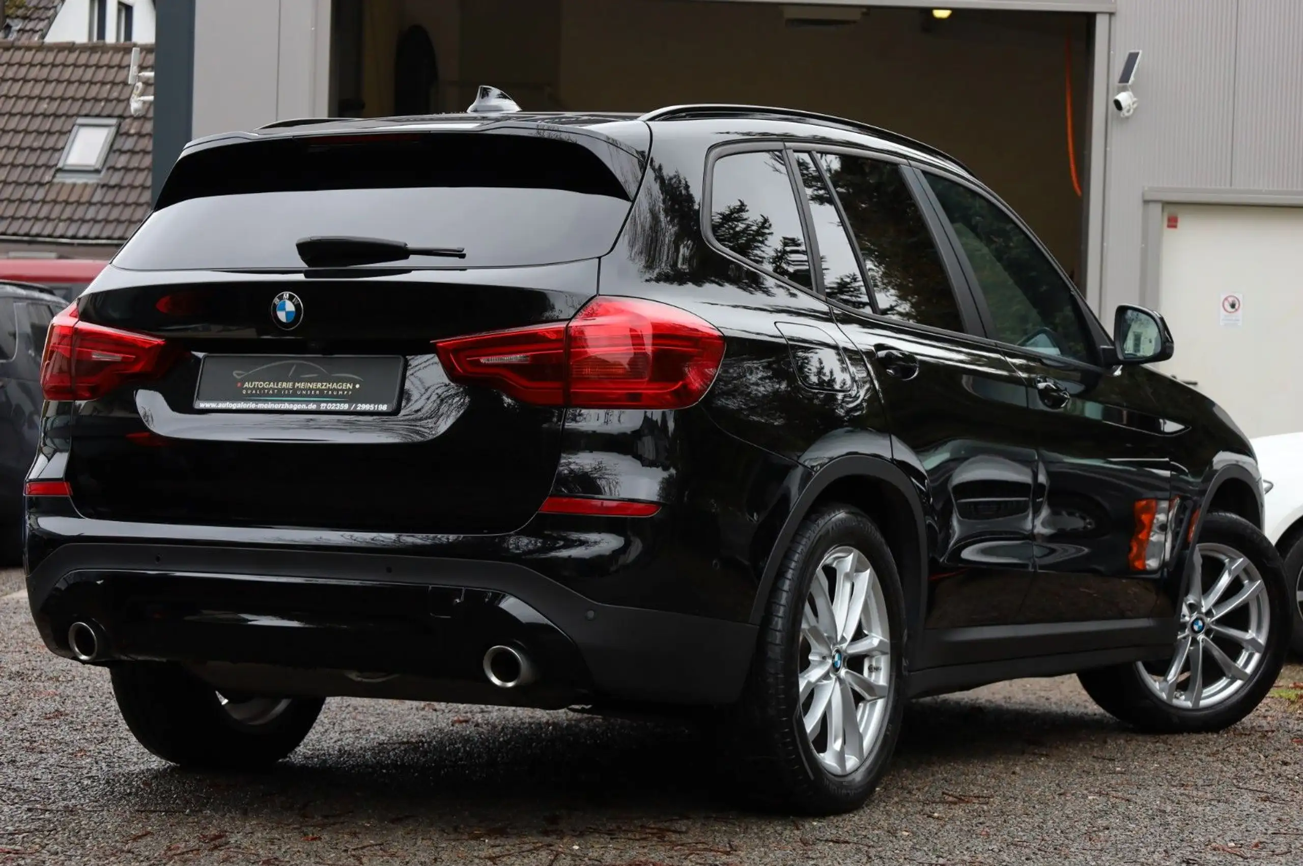 BMW - X3