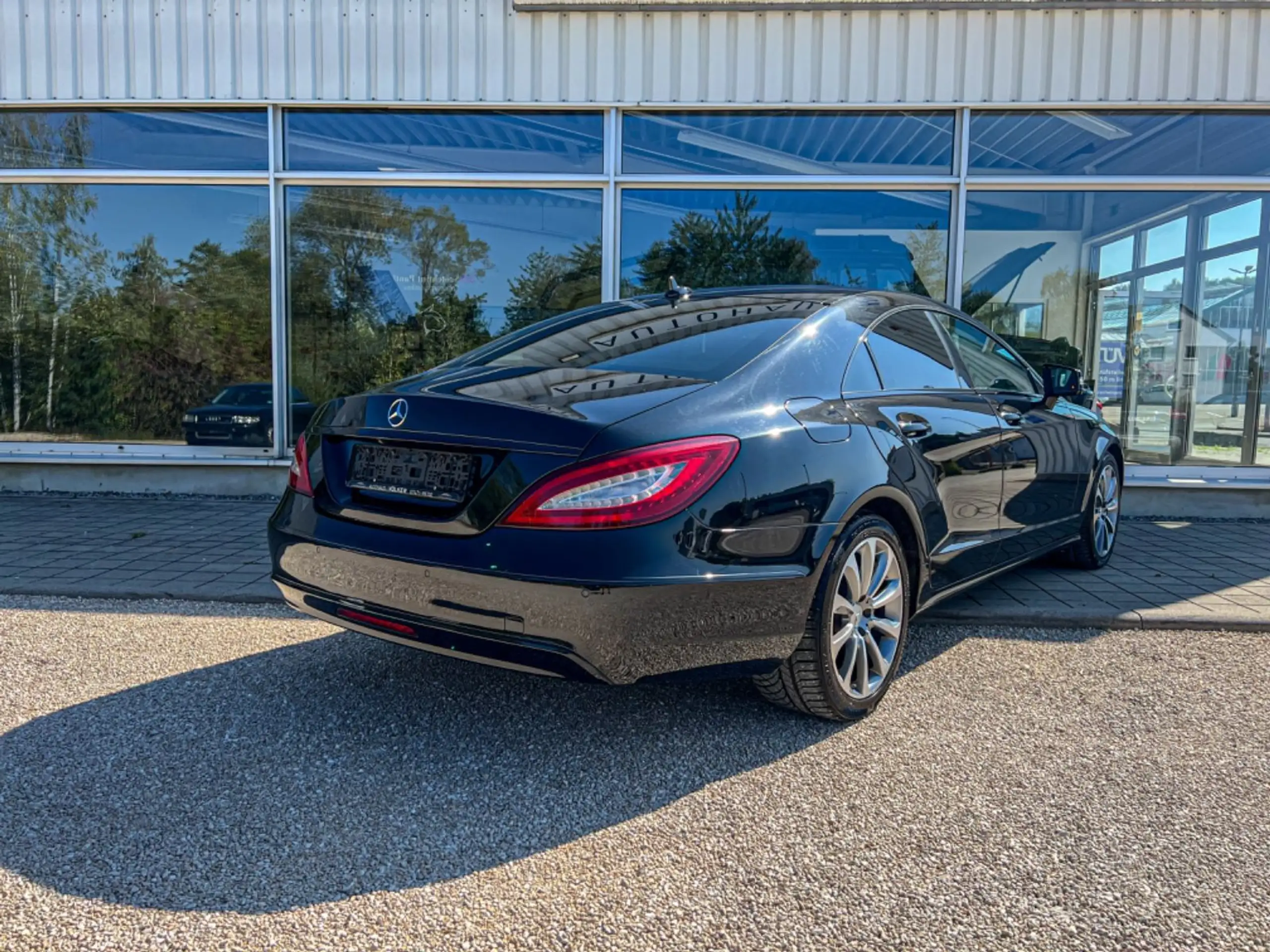 Mercedes-Benz - CLS 350