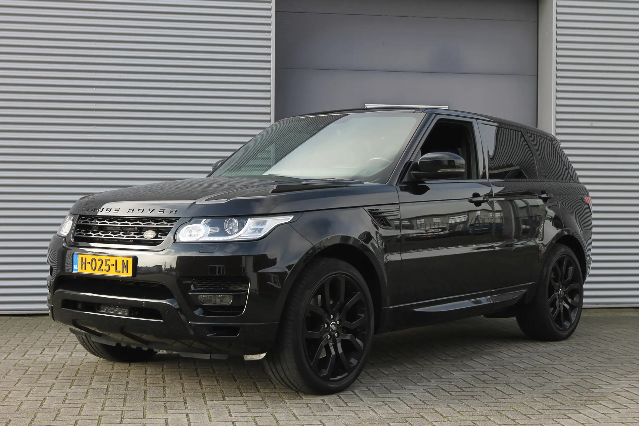 Land Rover - Range Rover Sport