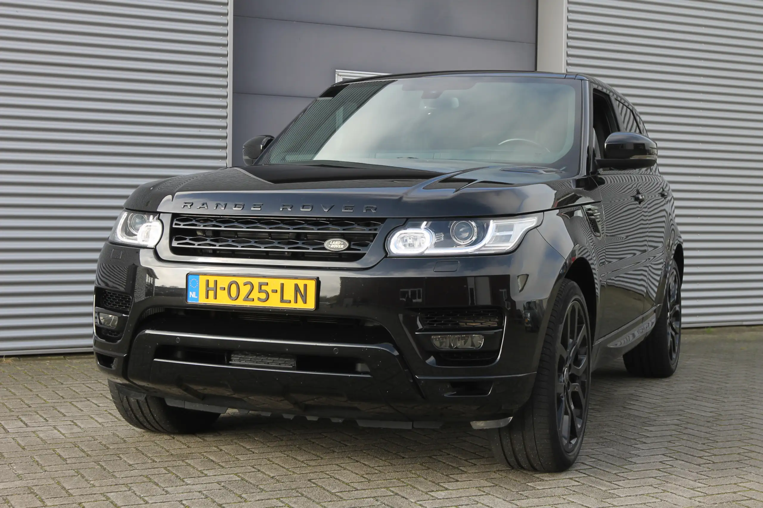 Land Rover - Range Rover Sport