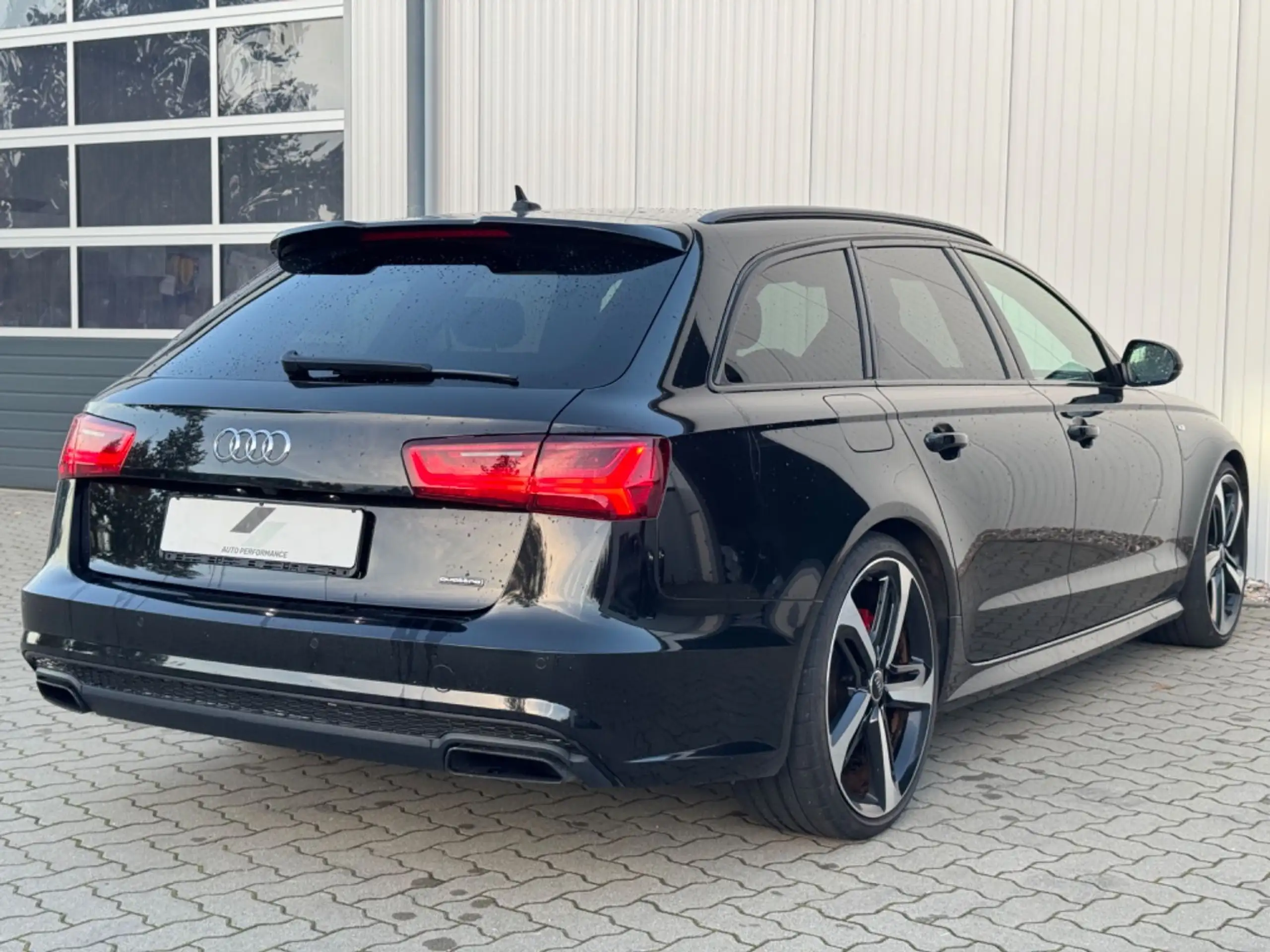 Audi - A6