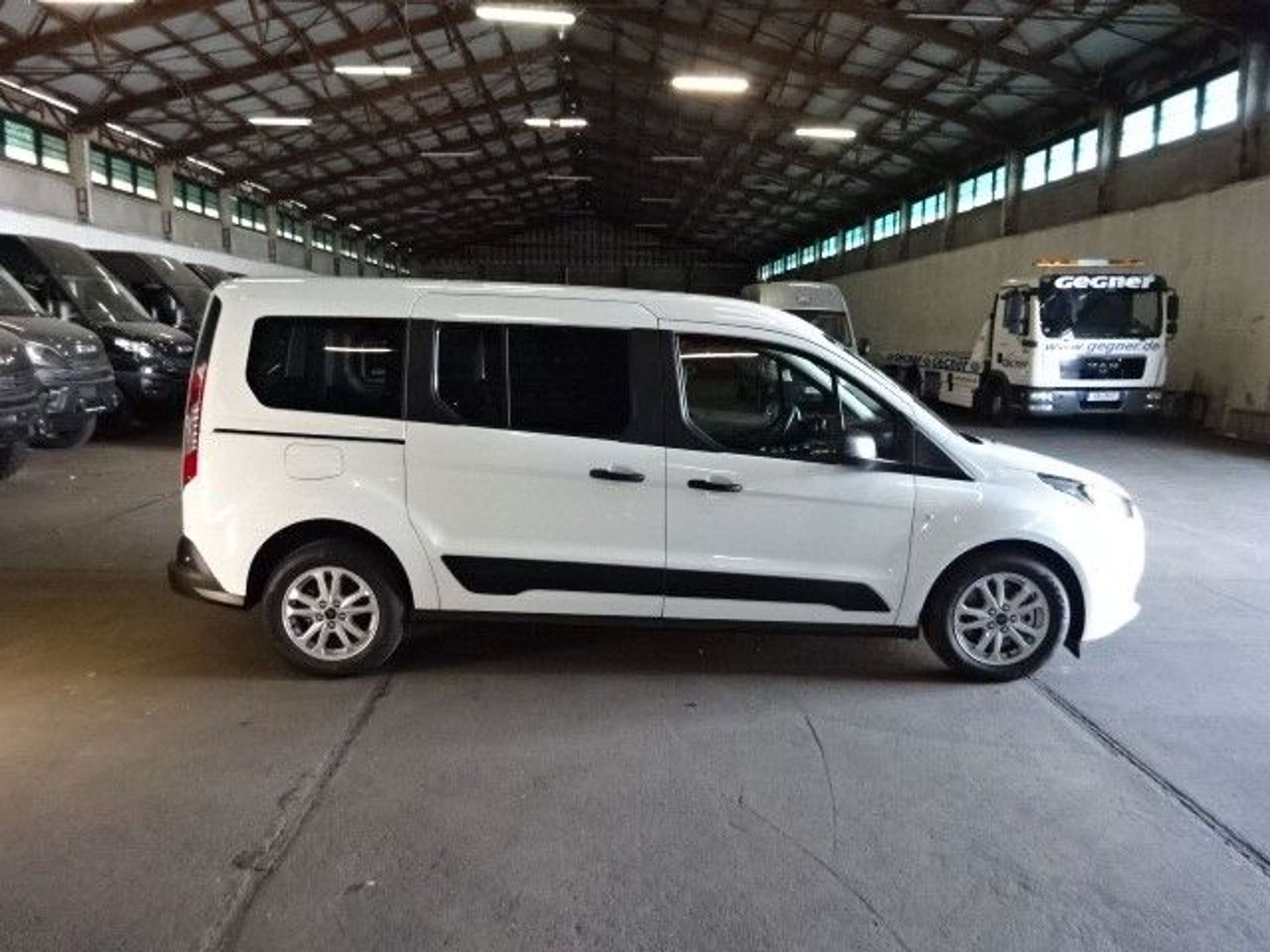 Ford - Transit Connect