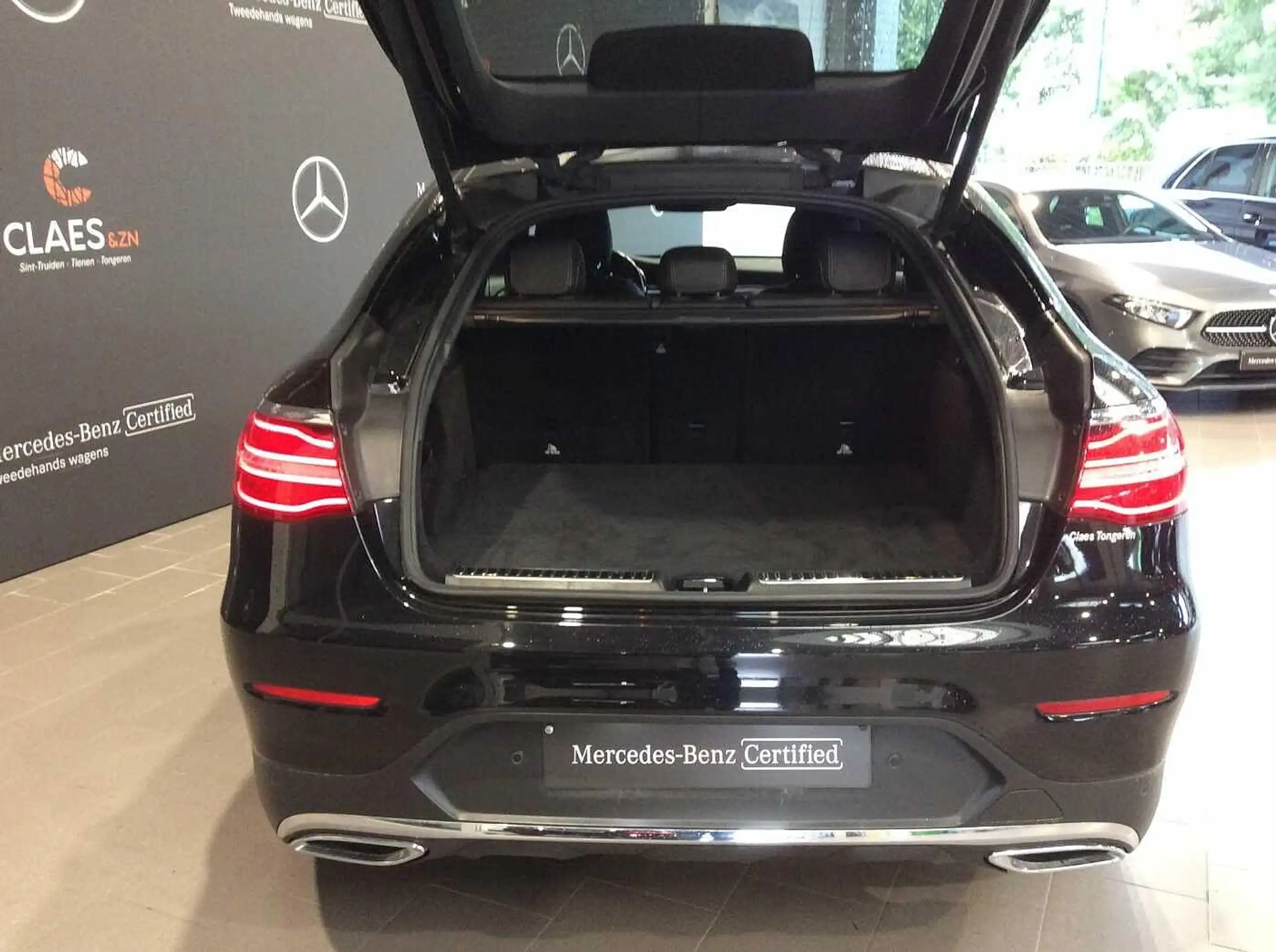 Mercedes-Benz - GLC 220