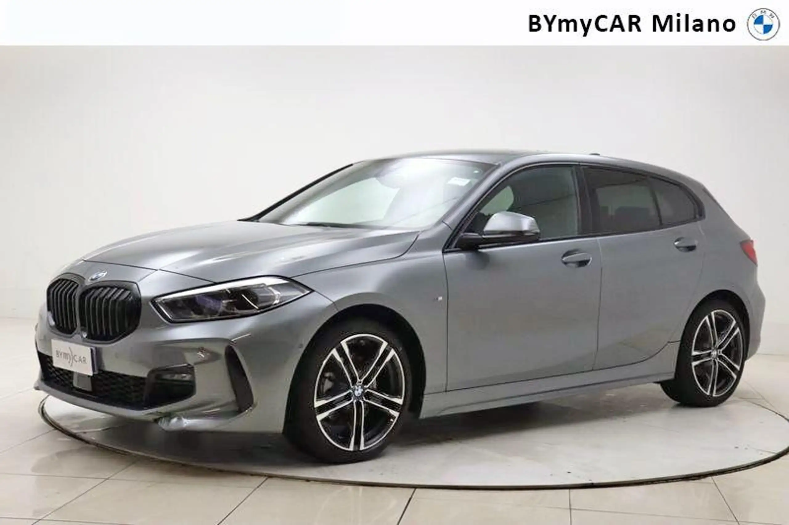 BMW 118 2024