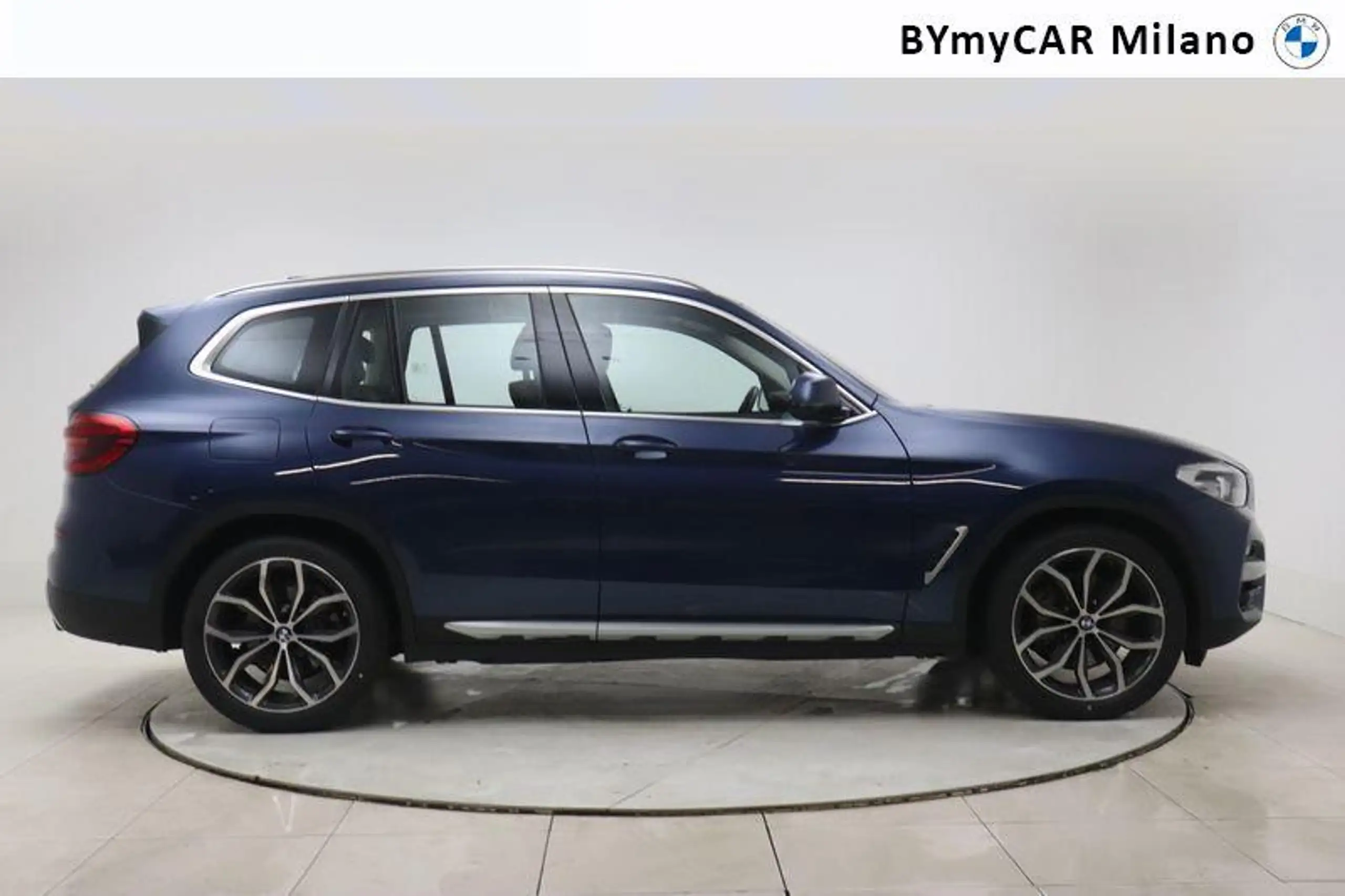 BMW - X3