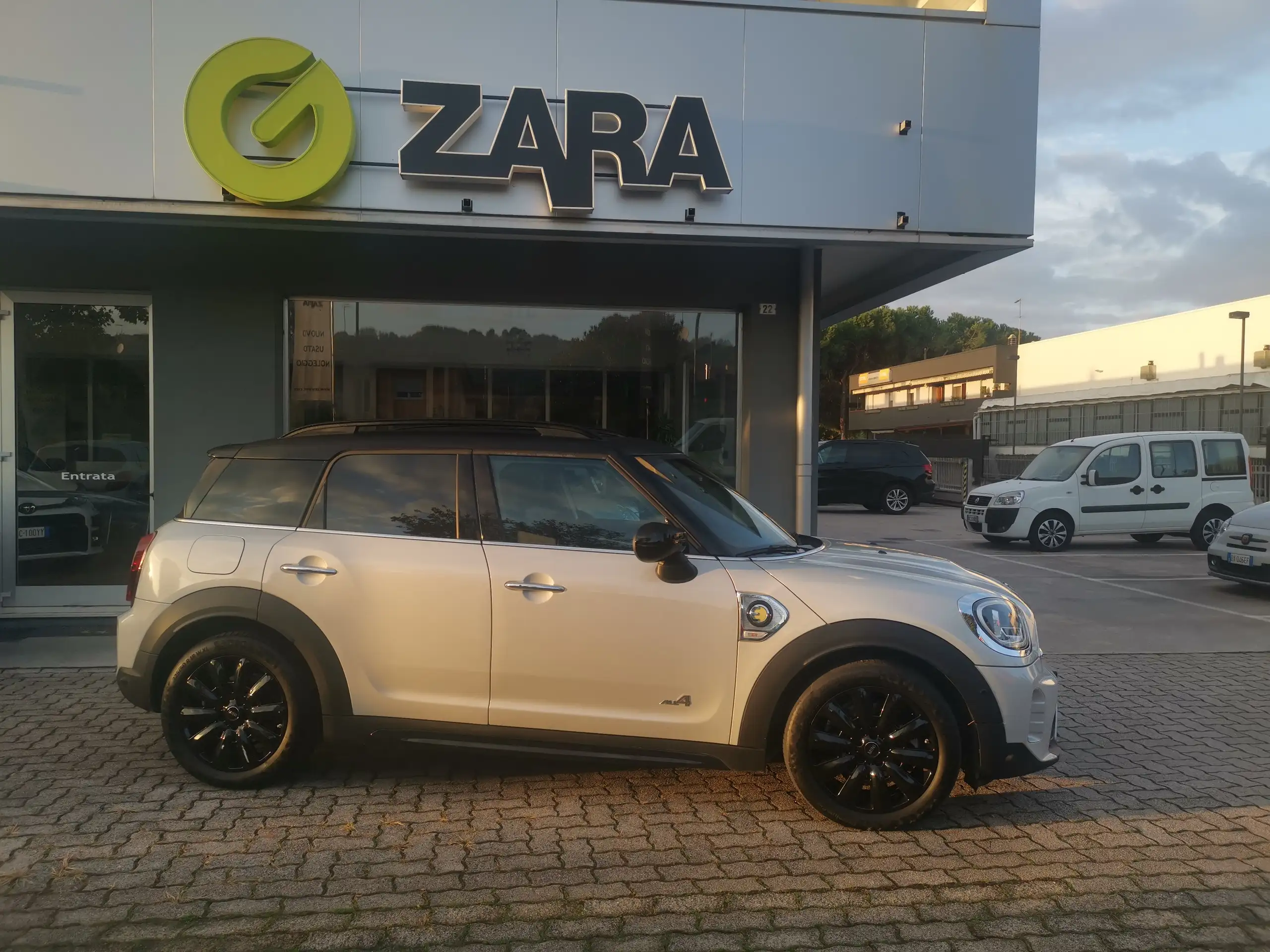 MINI - Cooper SE Countryman