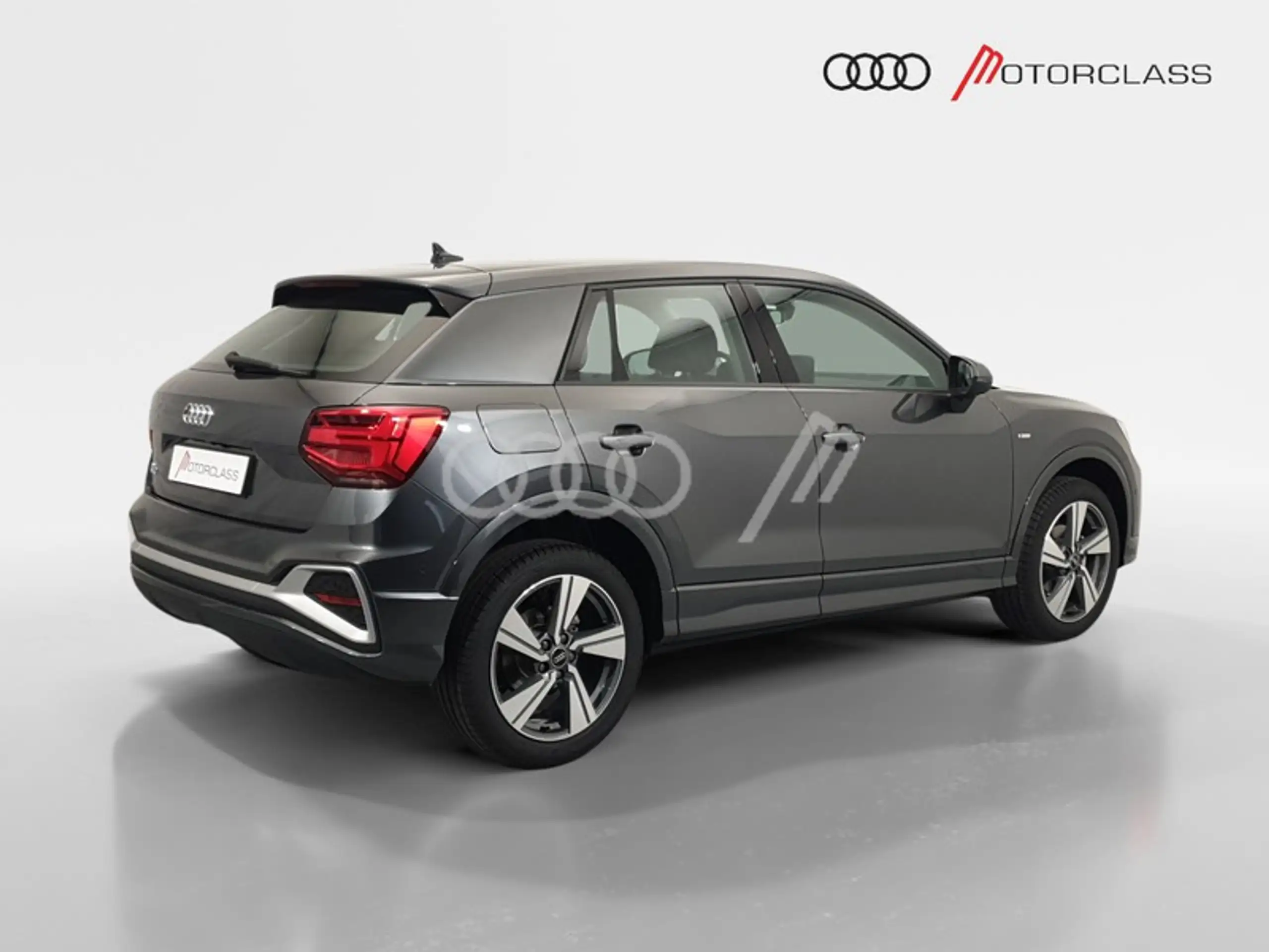 Audi - Q2