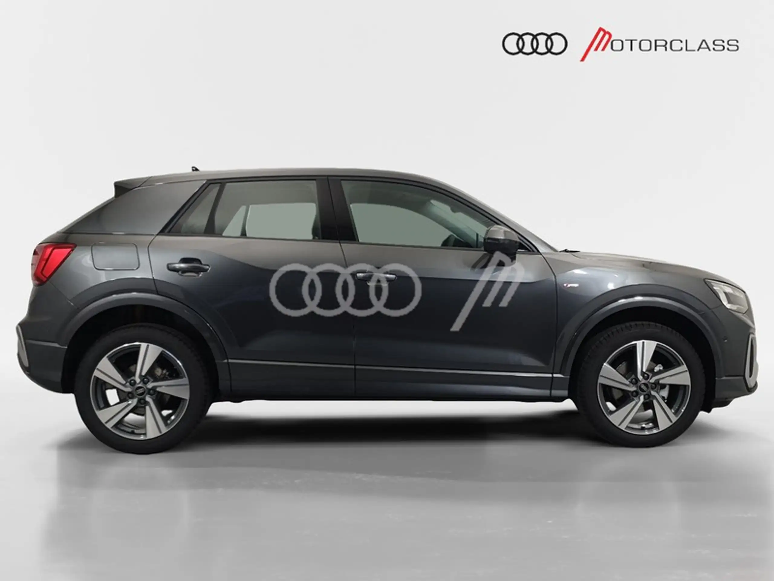 Audi - Q2