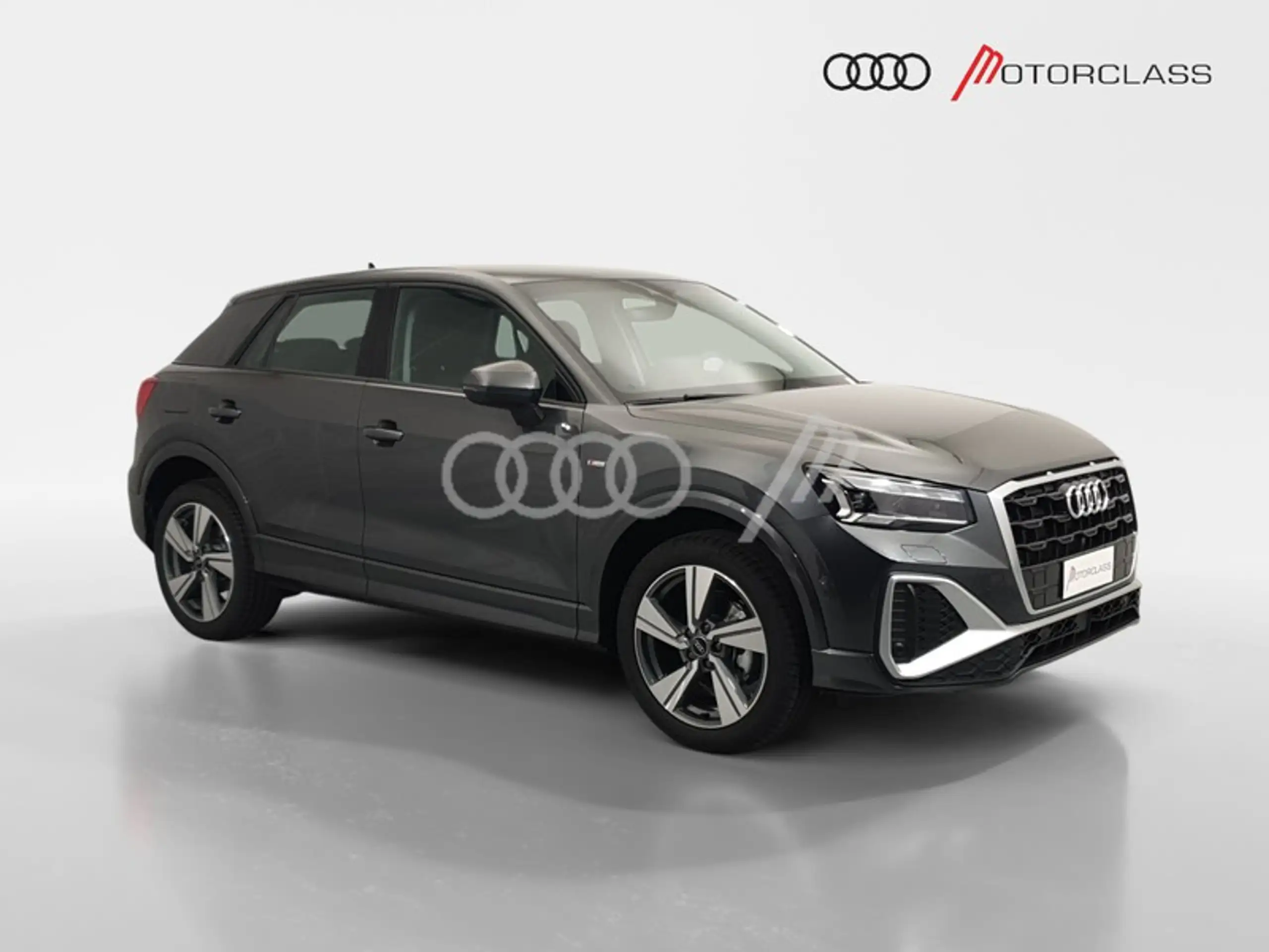 Audi - Q2