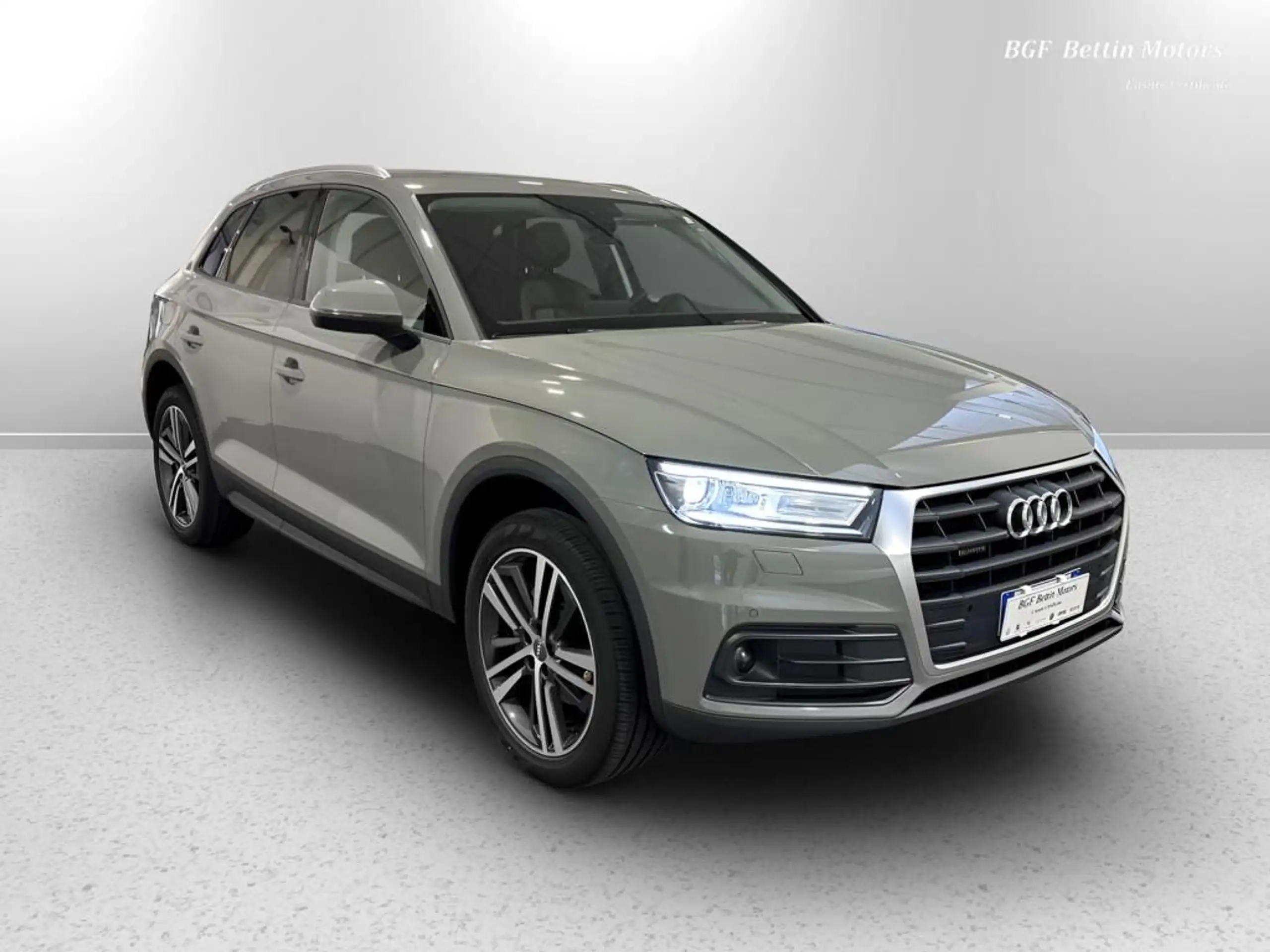 Audi - Q5