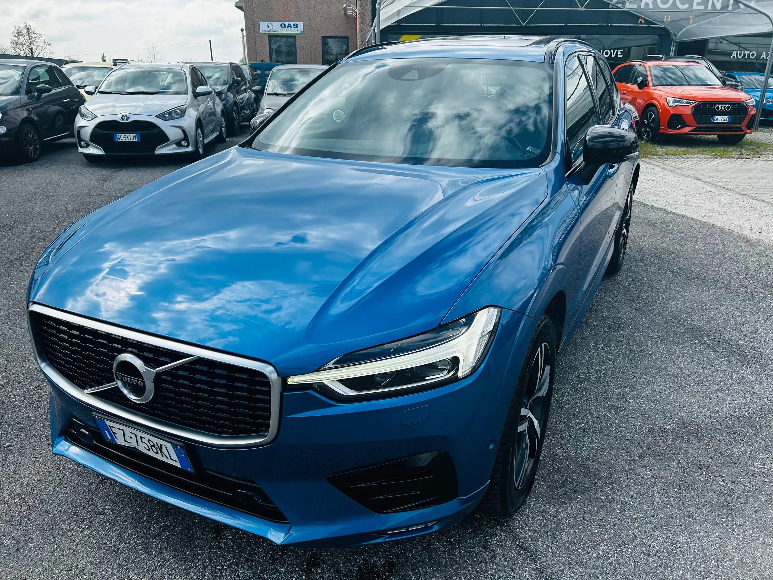 Volvo - XC60