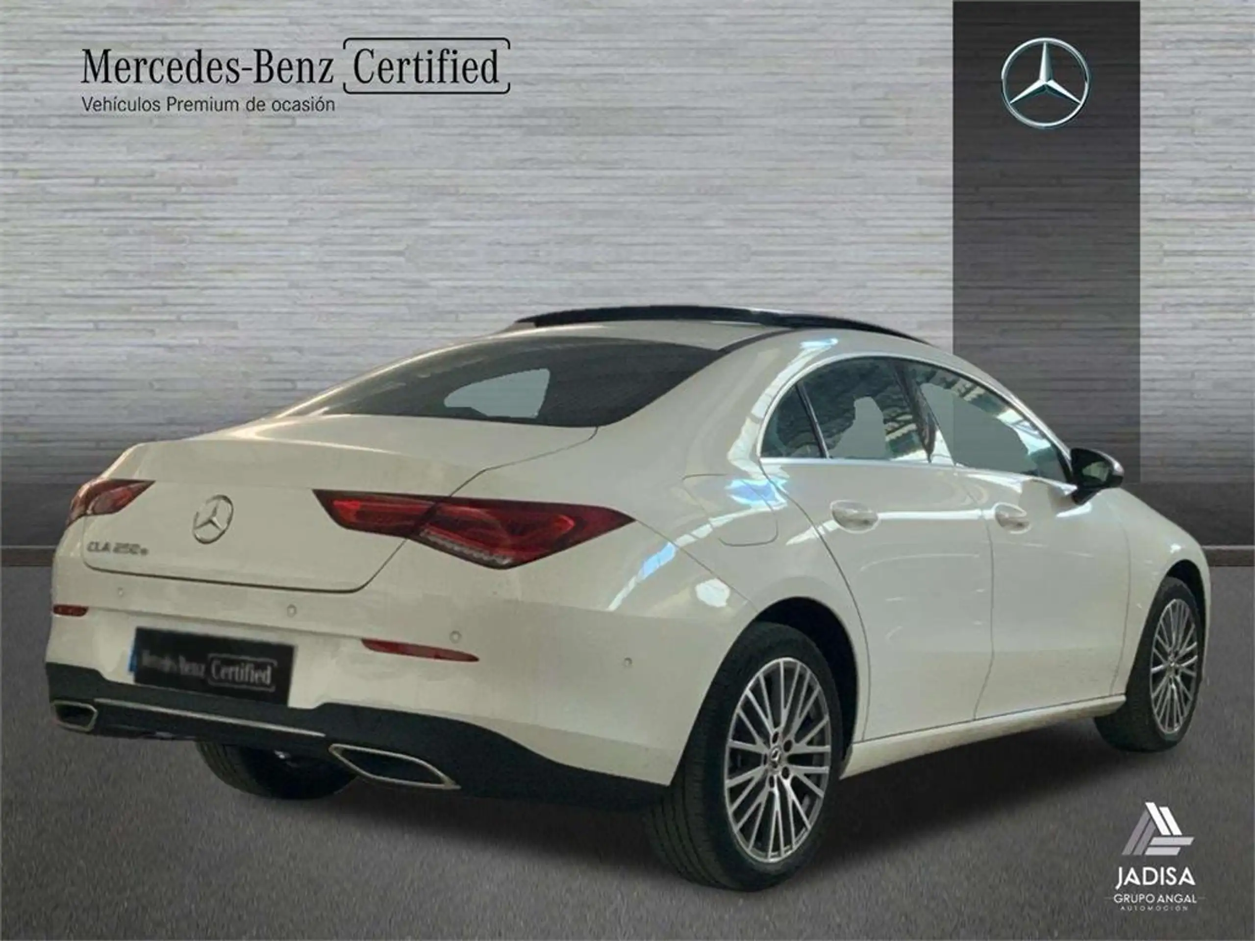 Mercedes-Benz - CLA 250