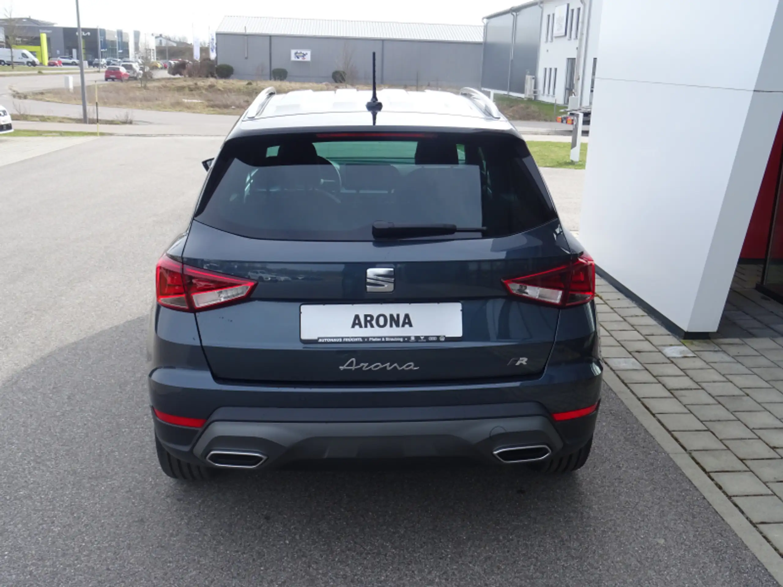 SEAT - Arona