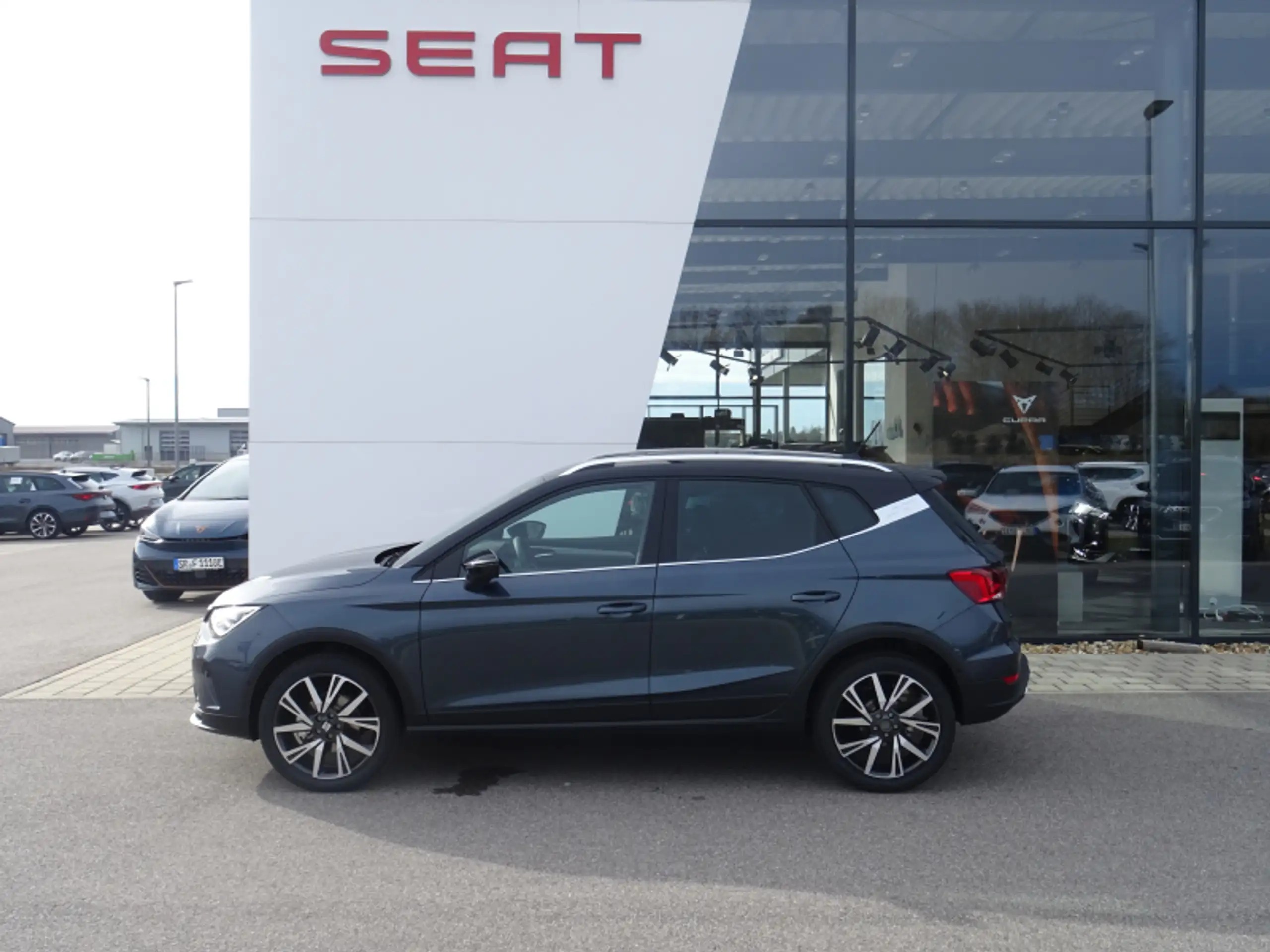 SEAT - Arona