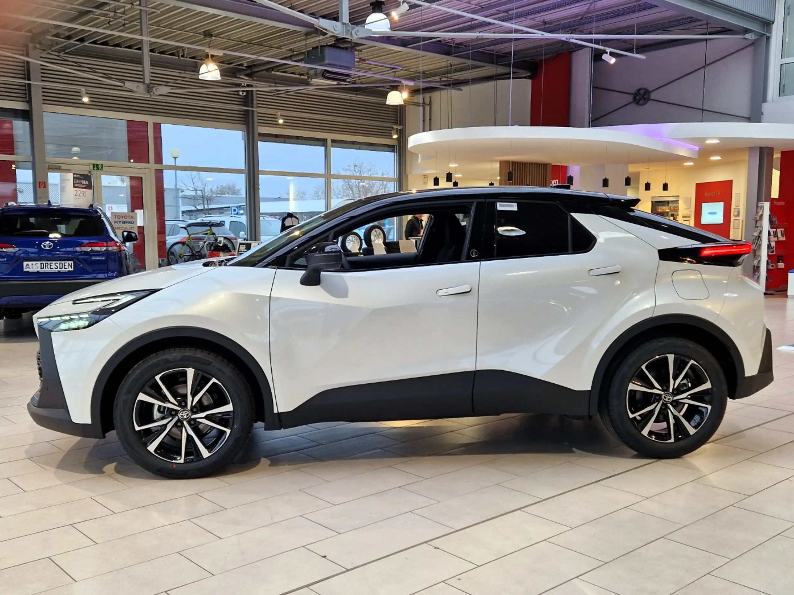 Toyota - C-HR