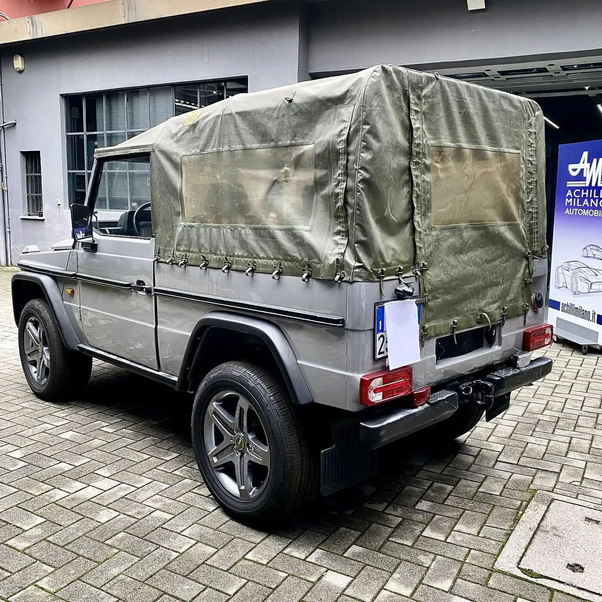 Mercedes-Benz - G 240