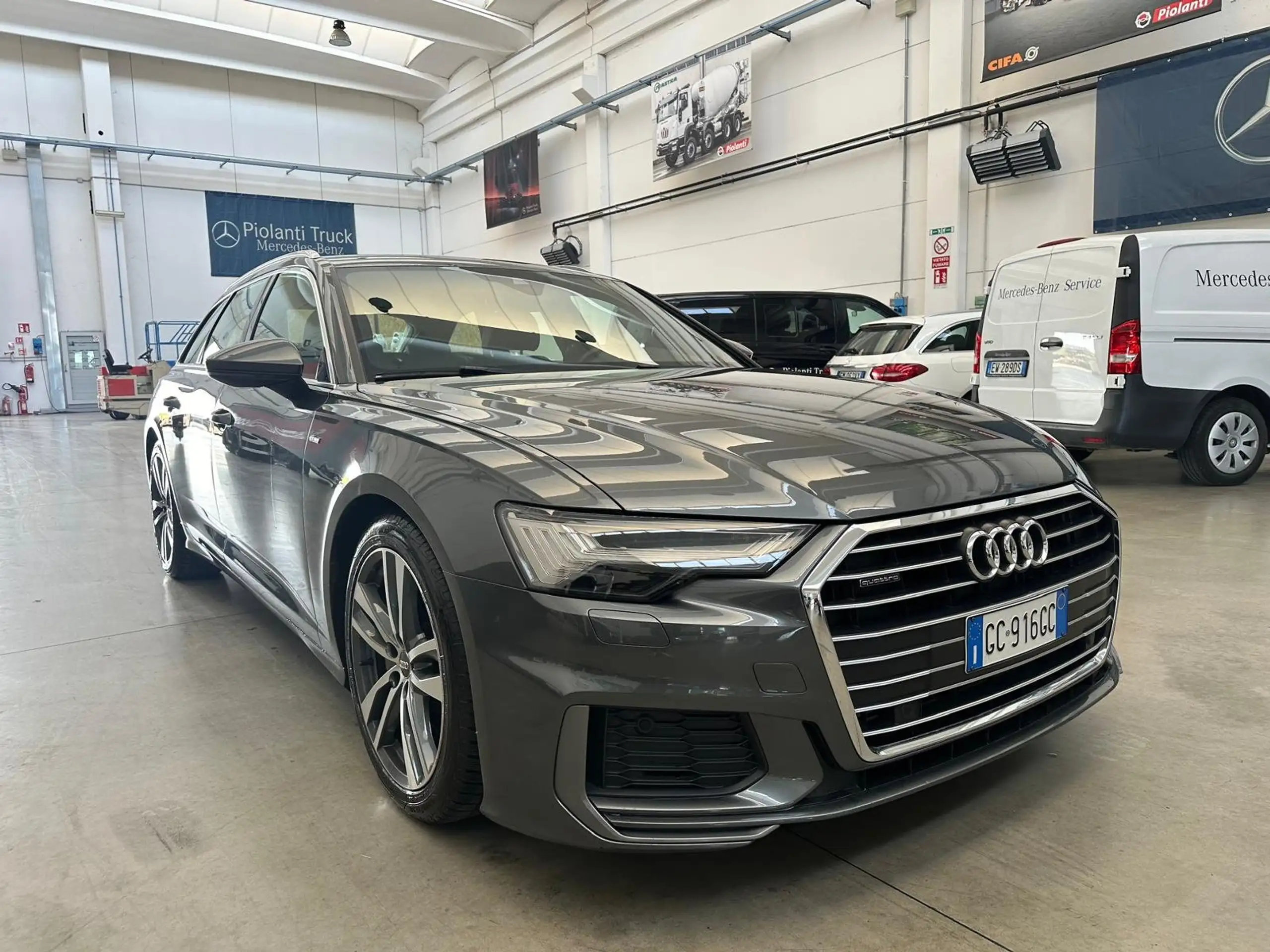 Audi - A6