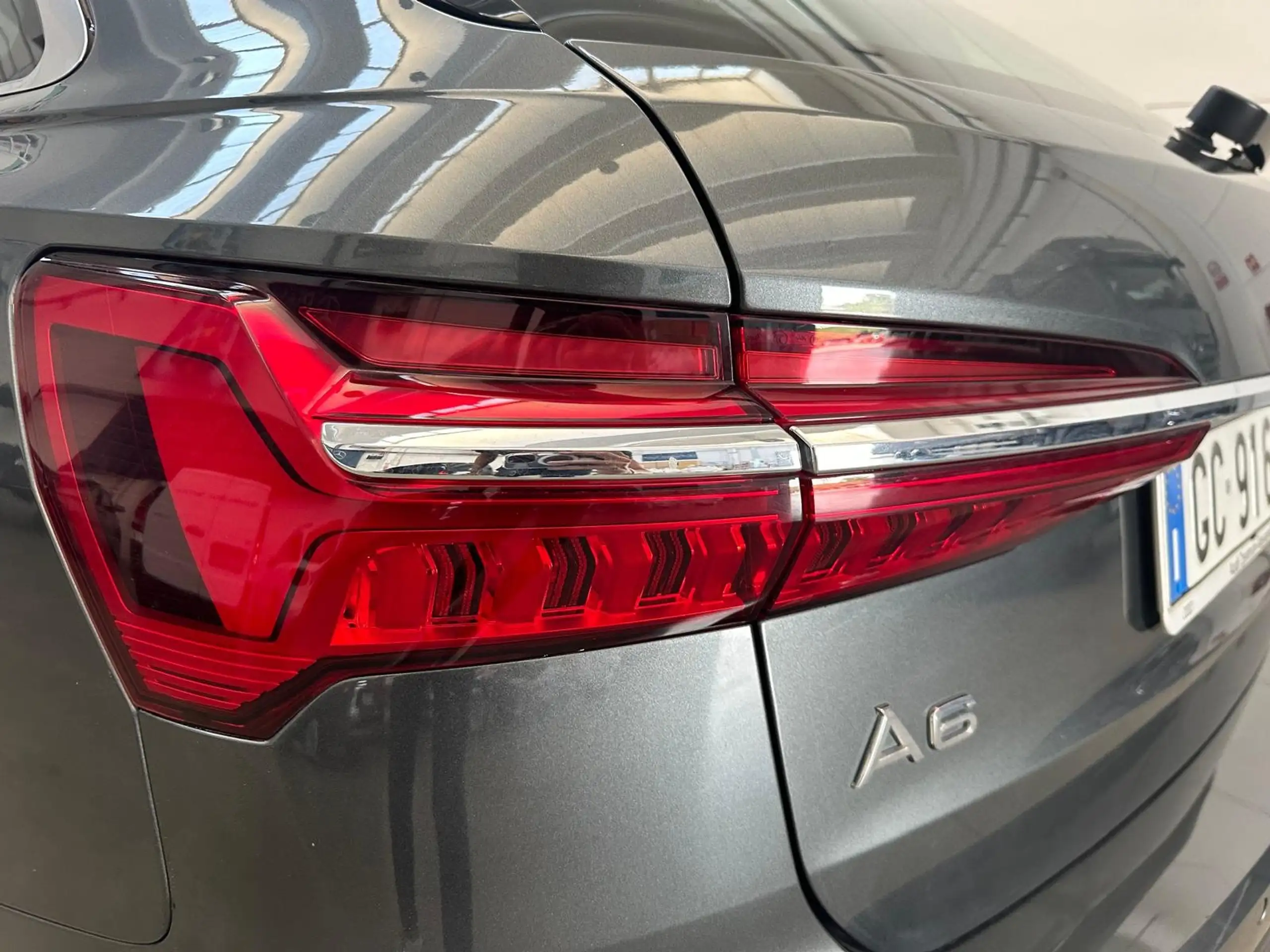 Audi - A6