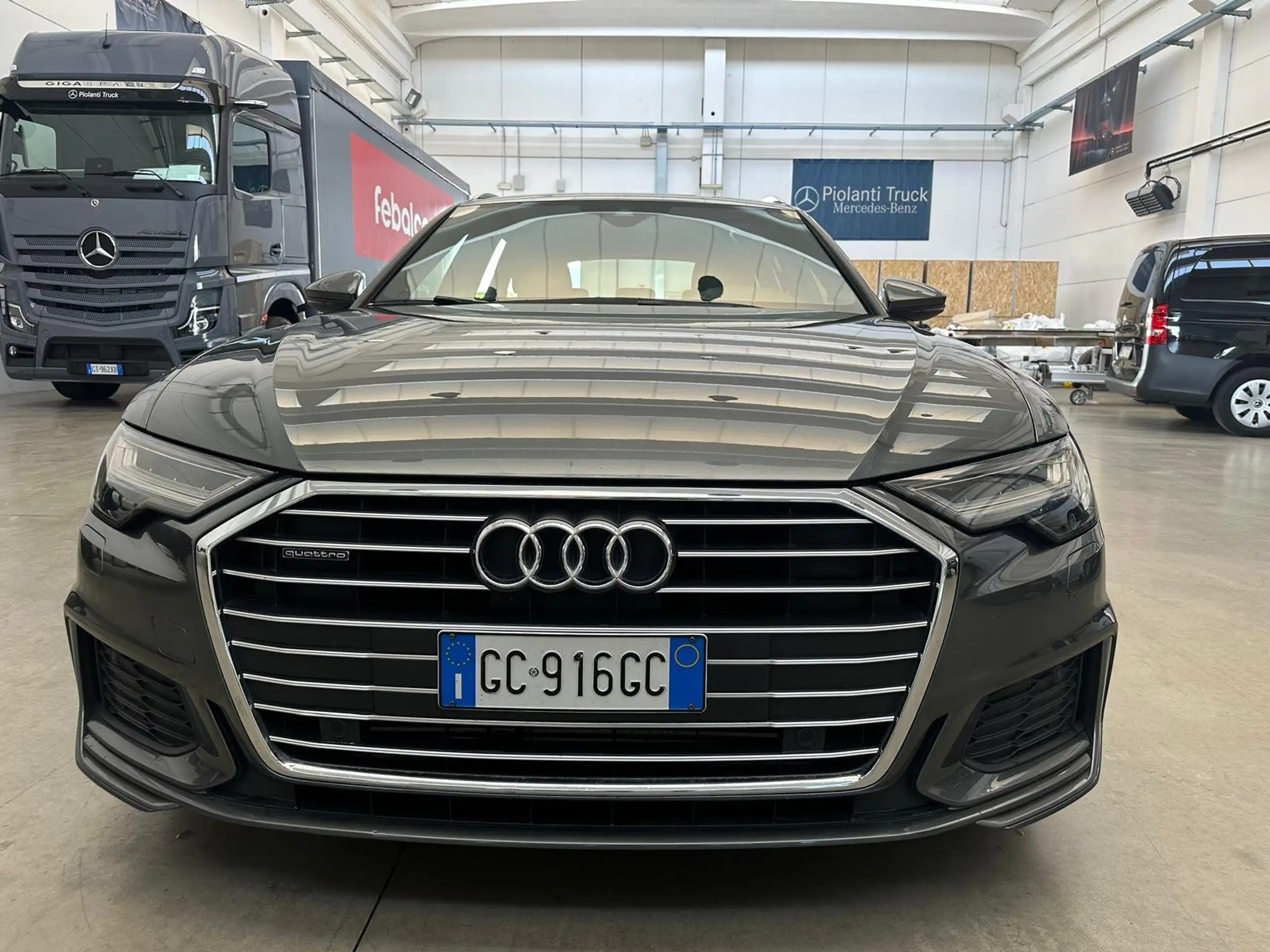 Audi - A6