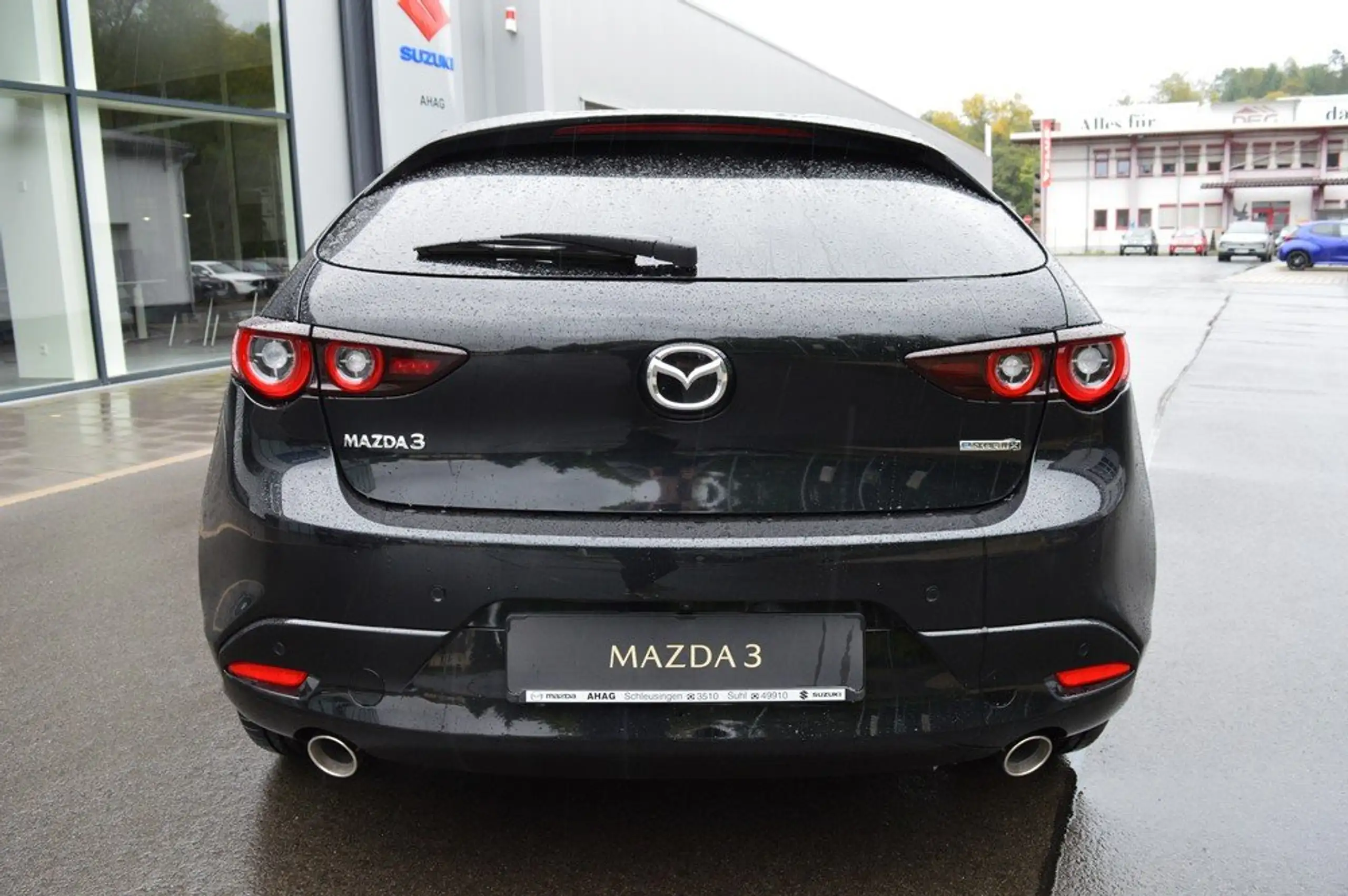 Mazda - 3