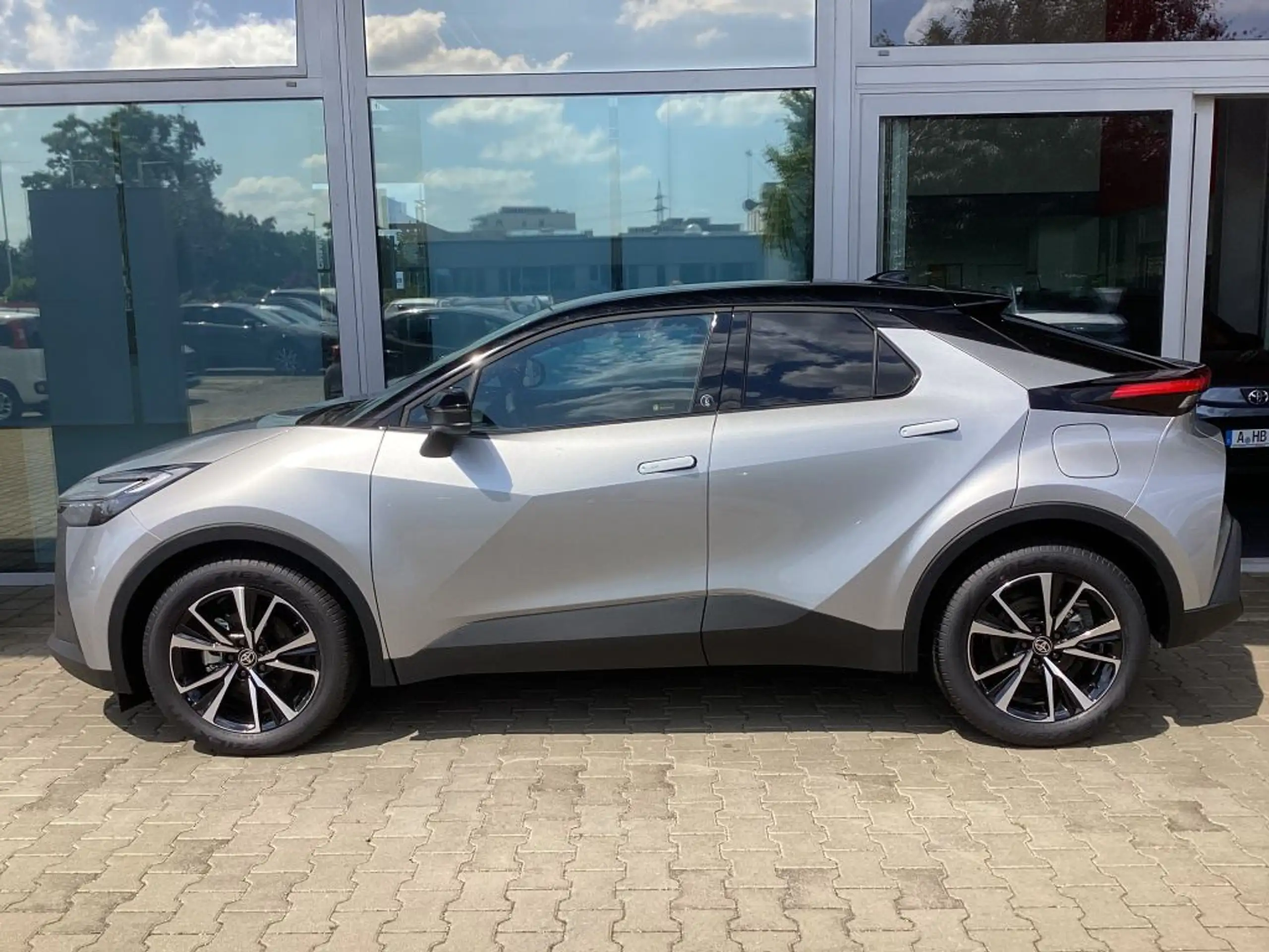 Toyota - C-HR