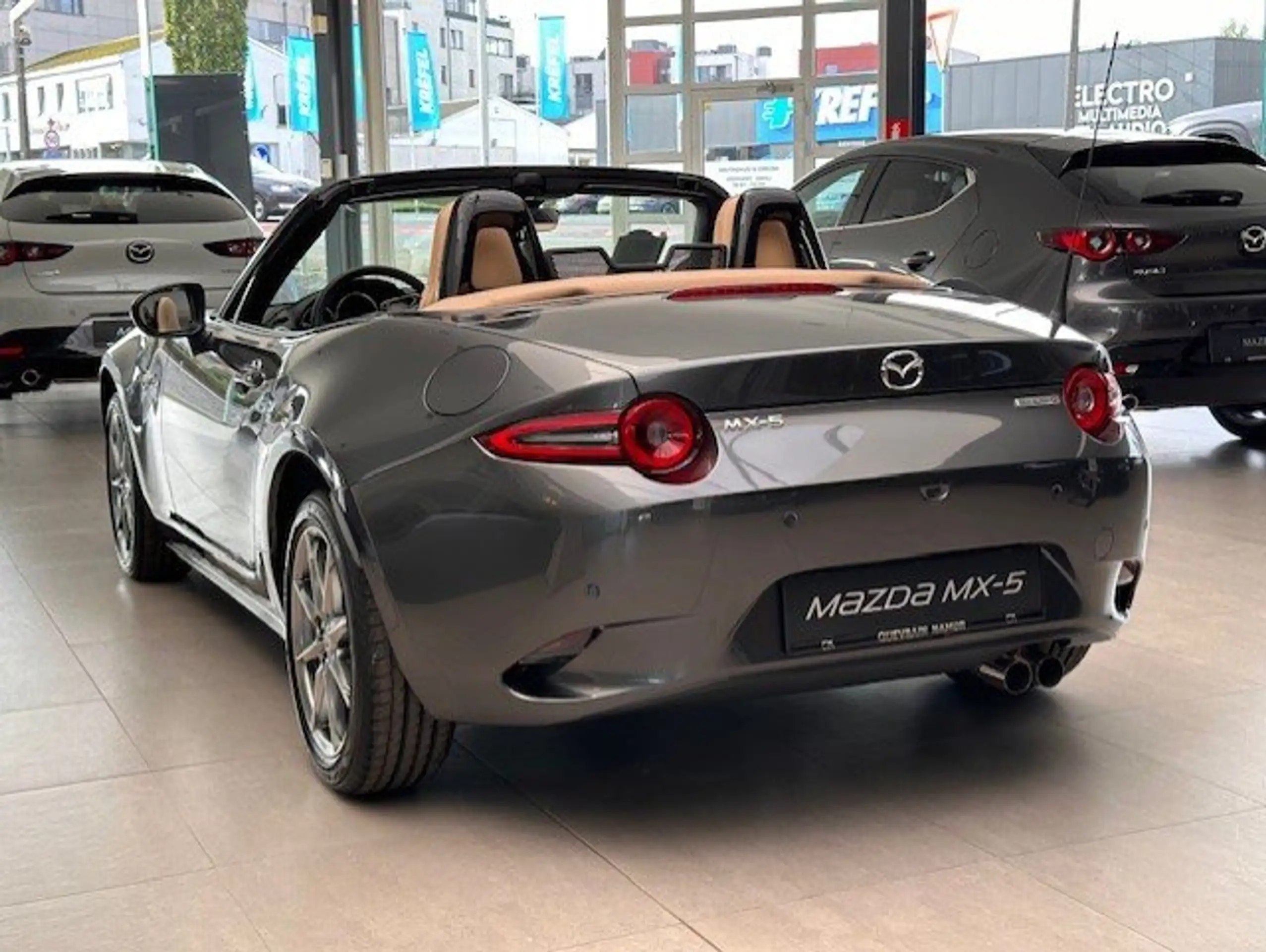 Mazda - MX-5