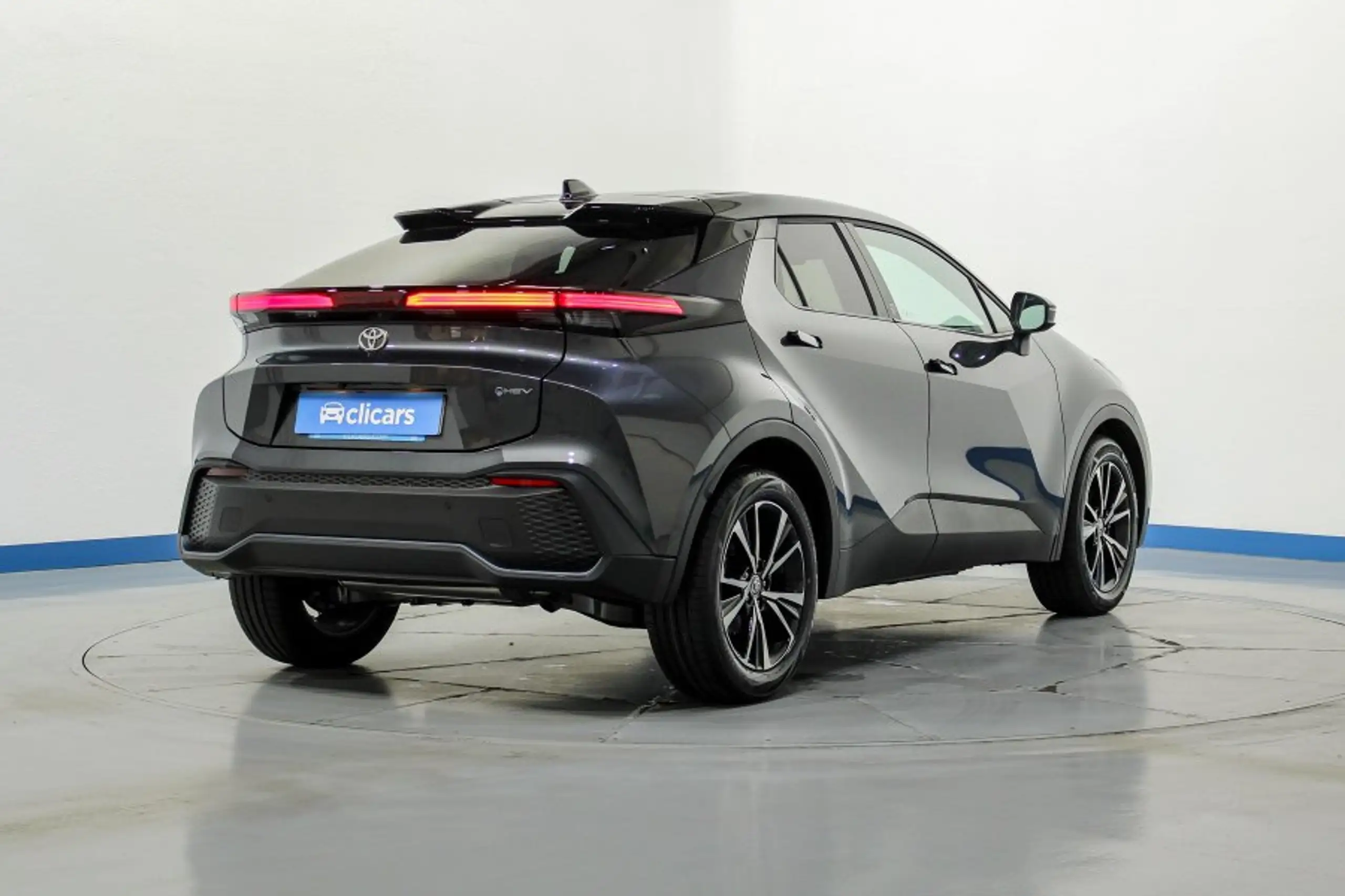 Toyota - C-HR