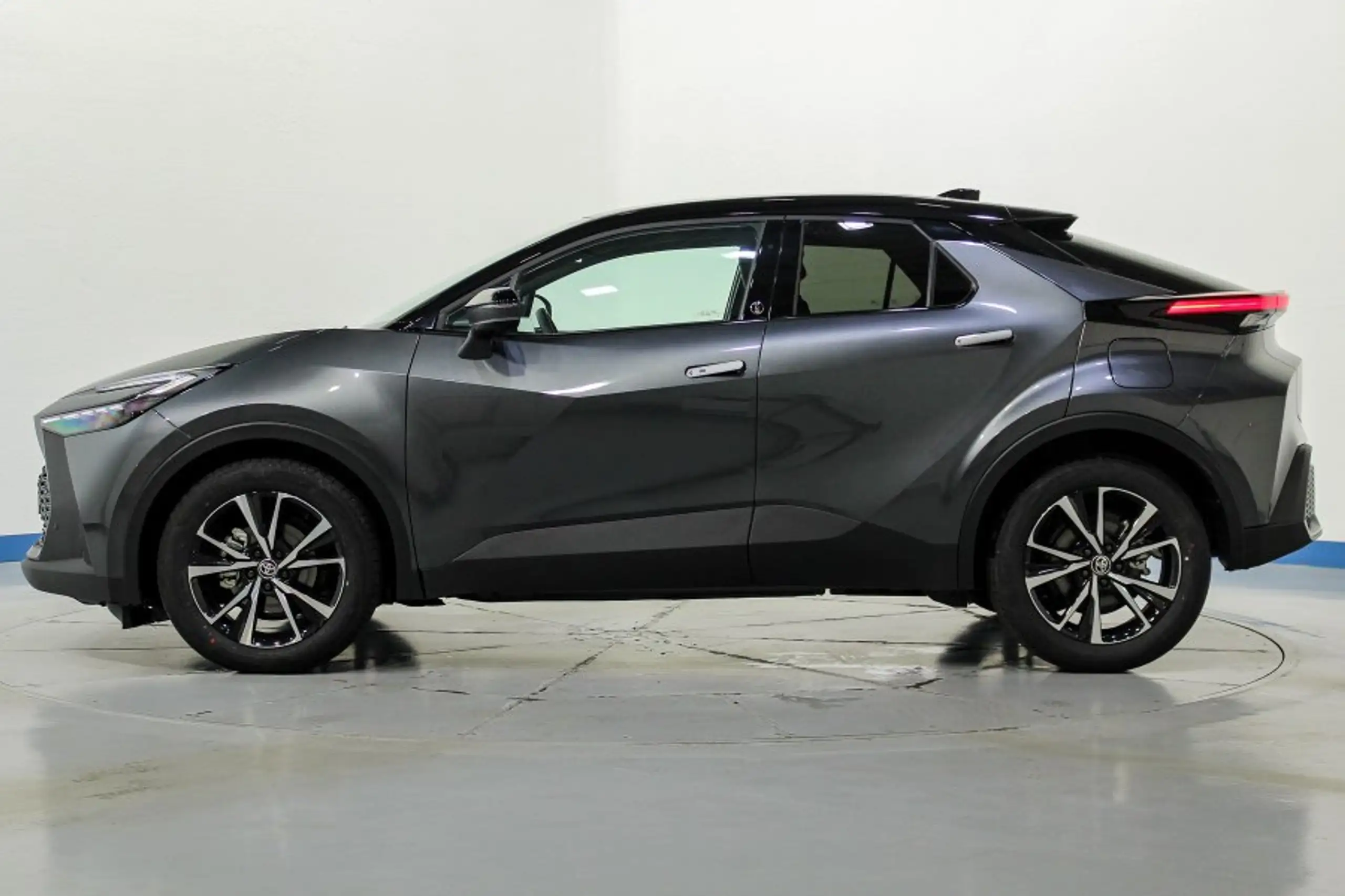 Toyota - C-HR