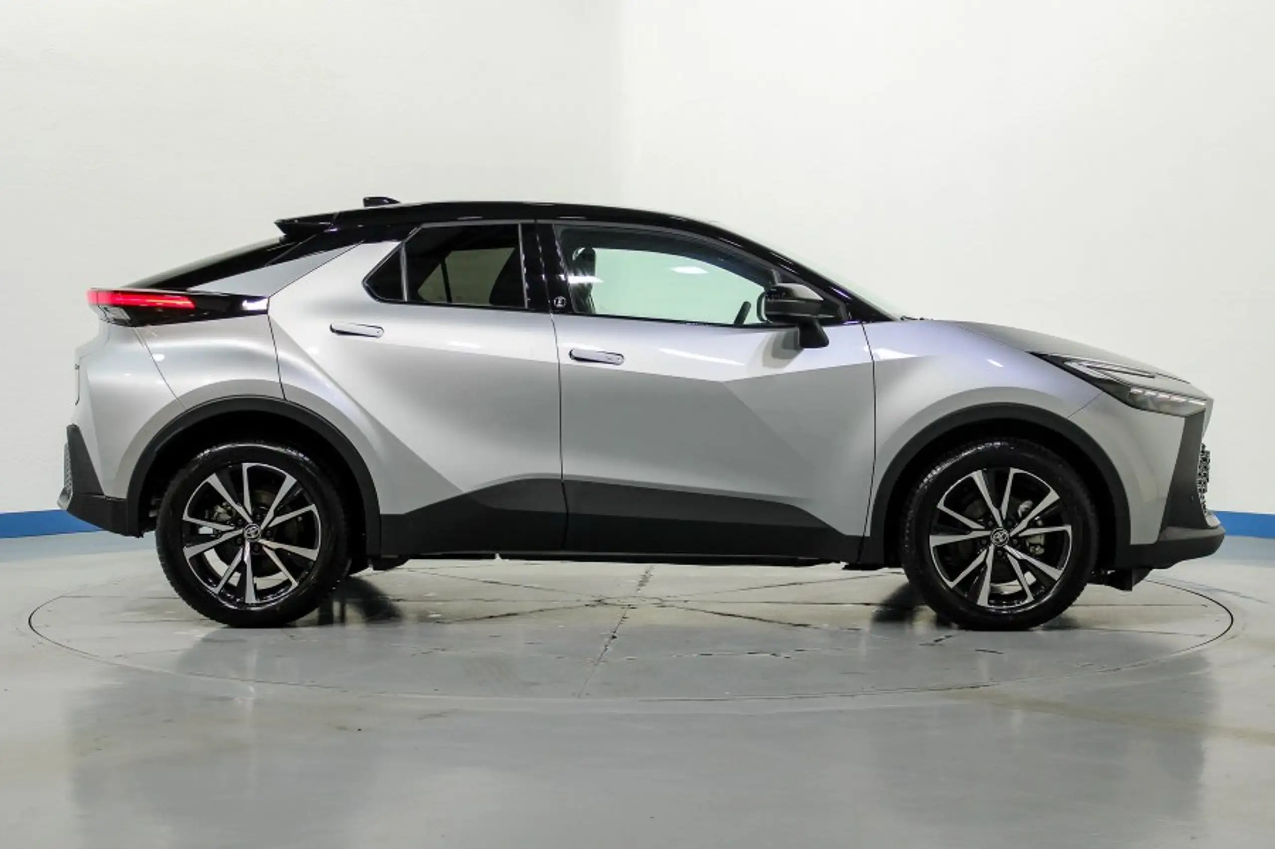 Toyota - C-HR