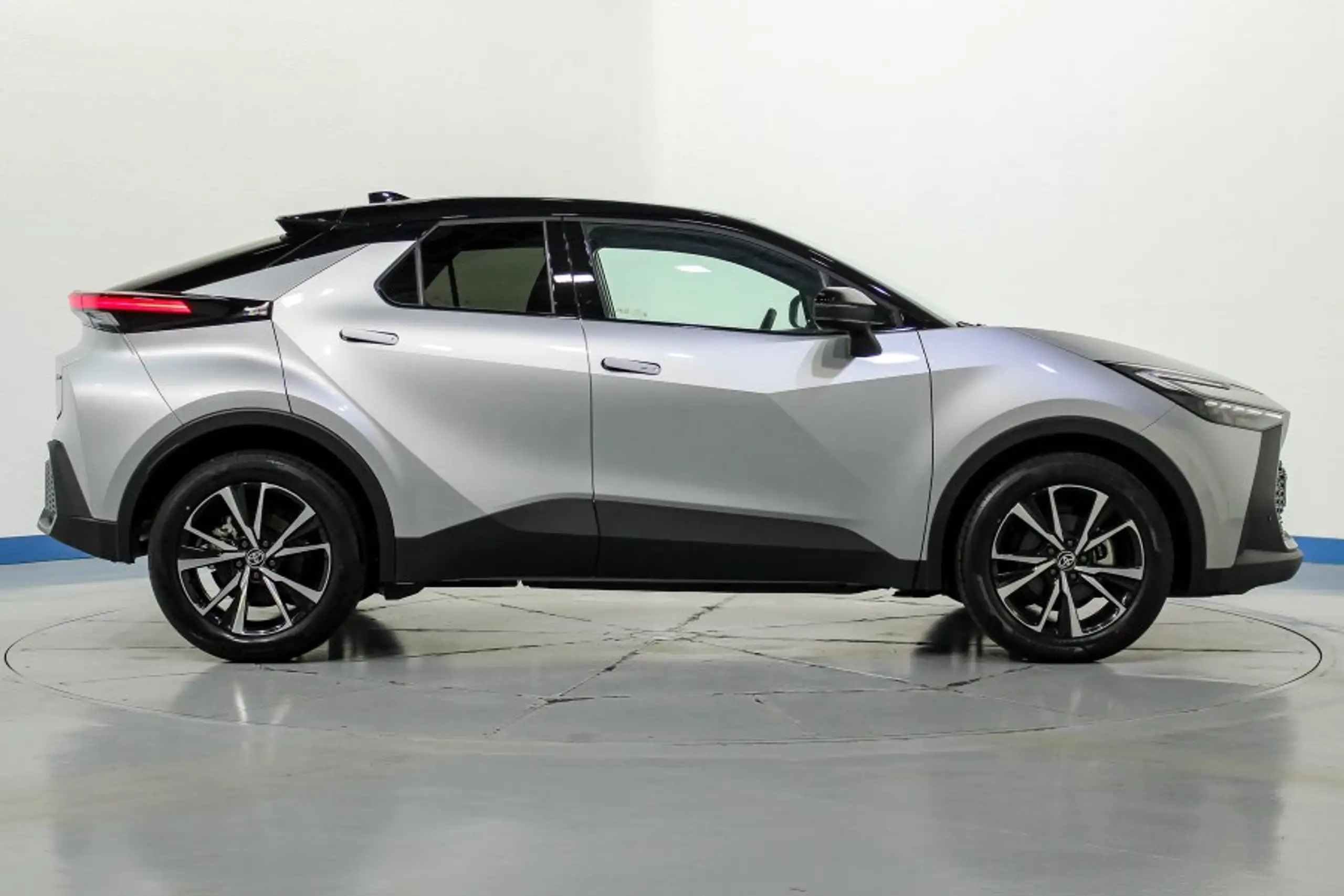 Toyota - C-HR