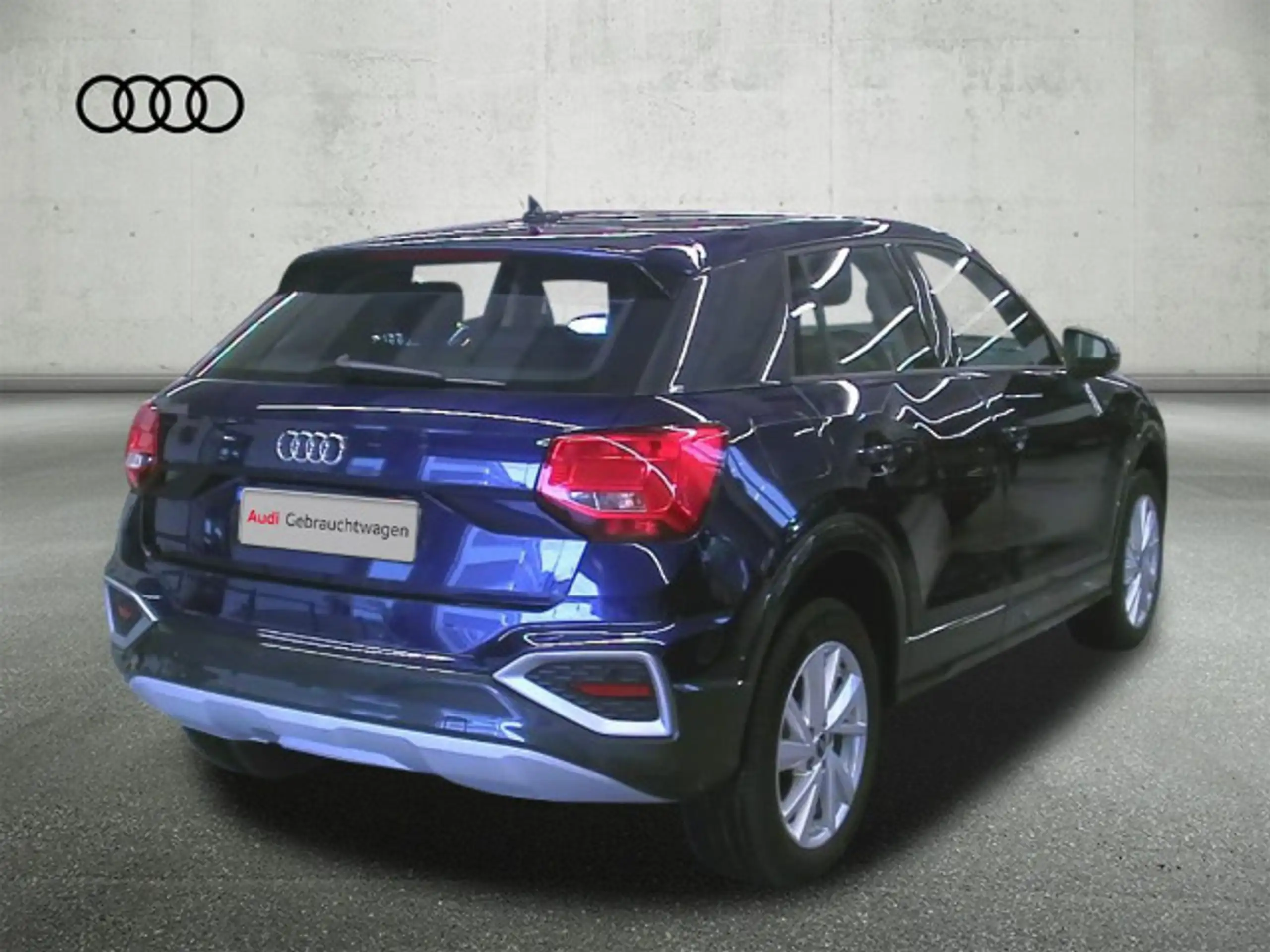 Audi - Q2