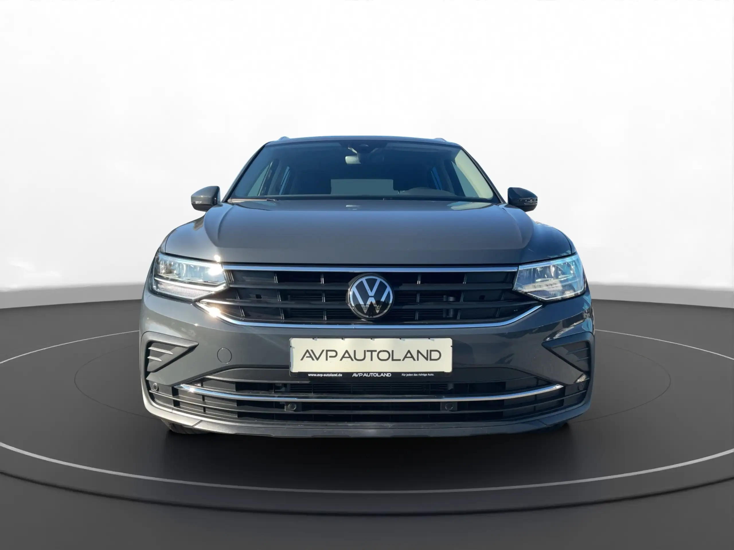 Volkswagen - Tiguan