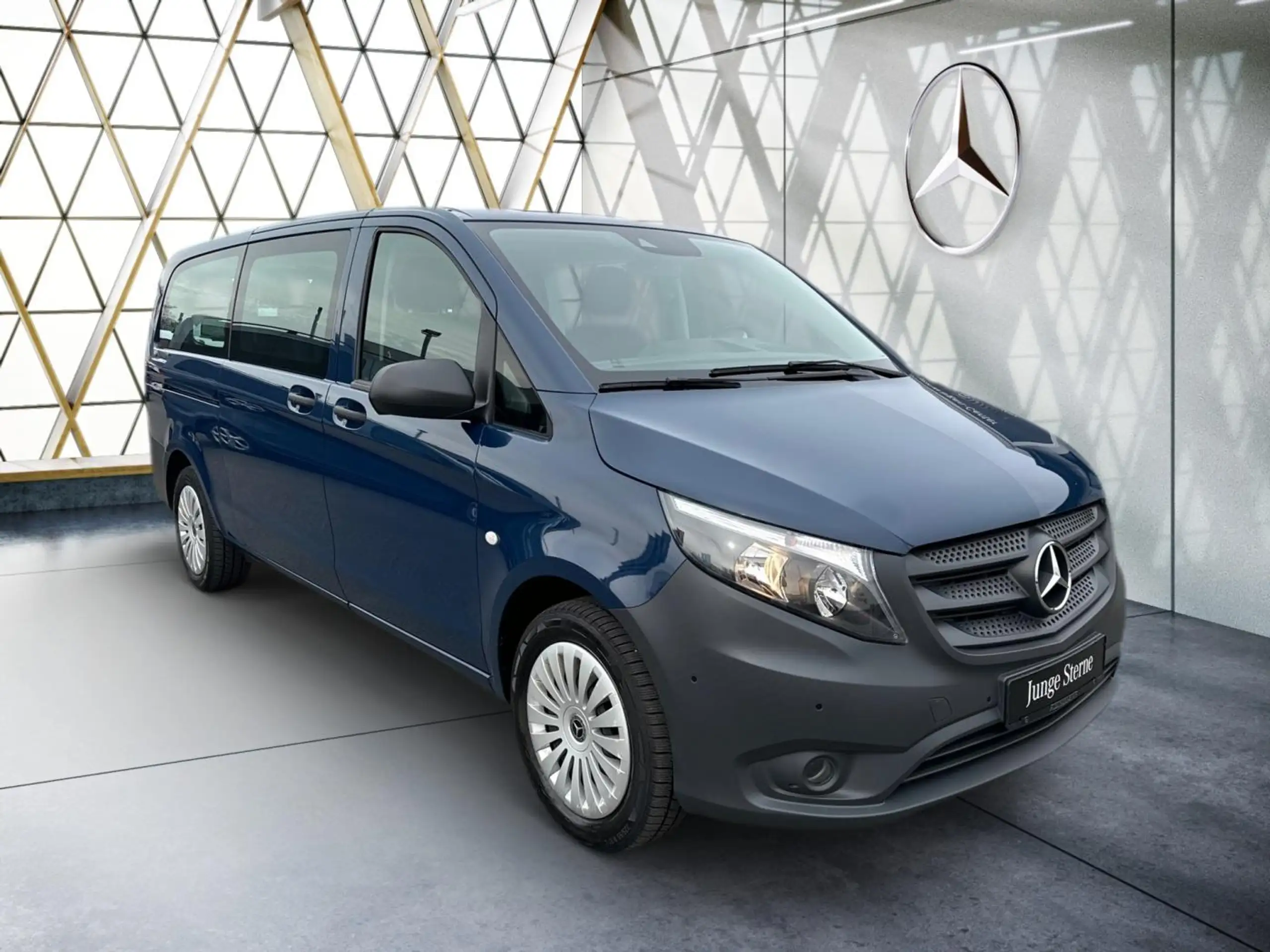 Mercedes-Benz - Vito