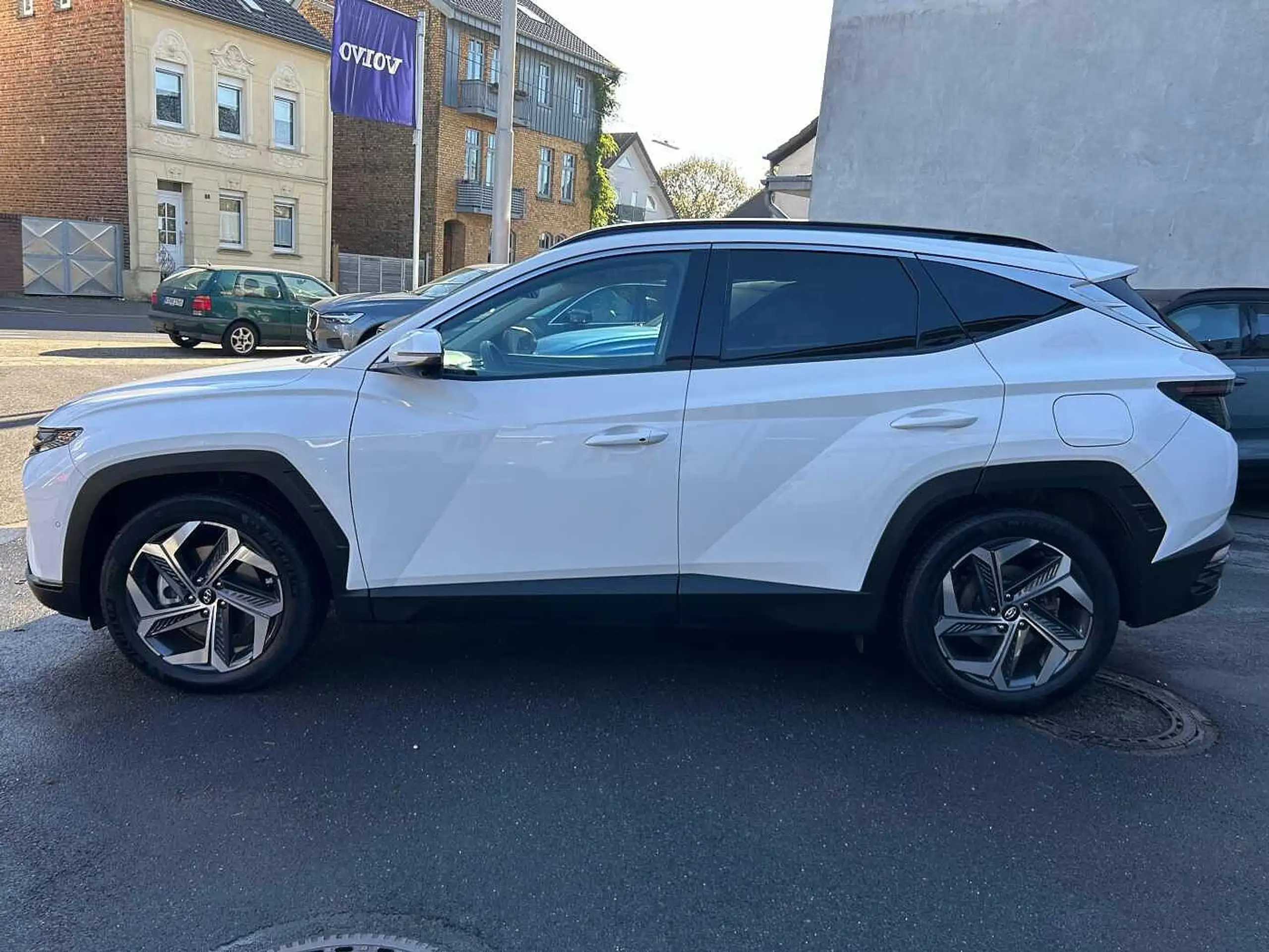 Hyundai - TUCSON