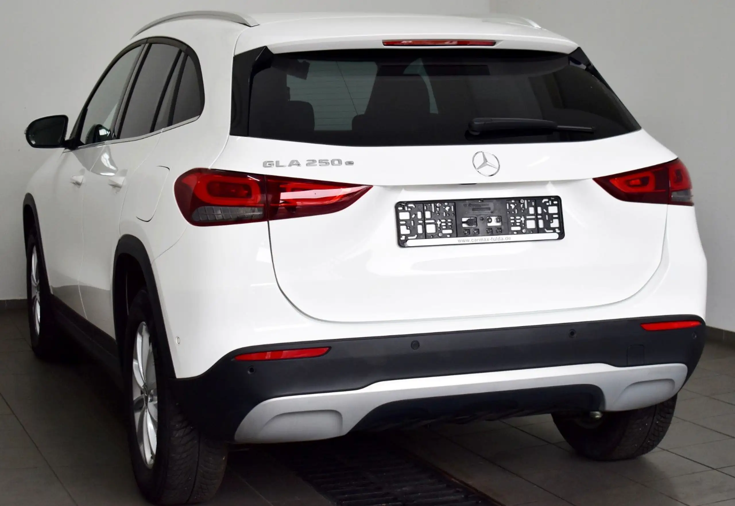 Mercedes-Benz - GLA 250