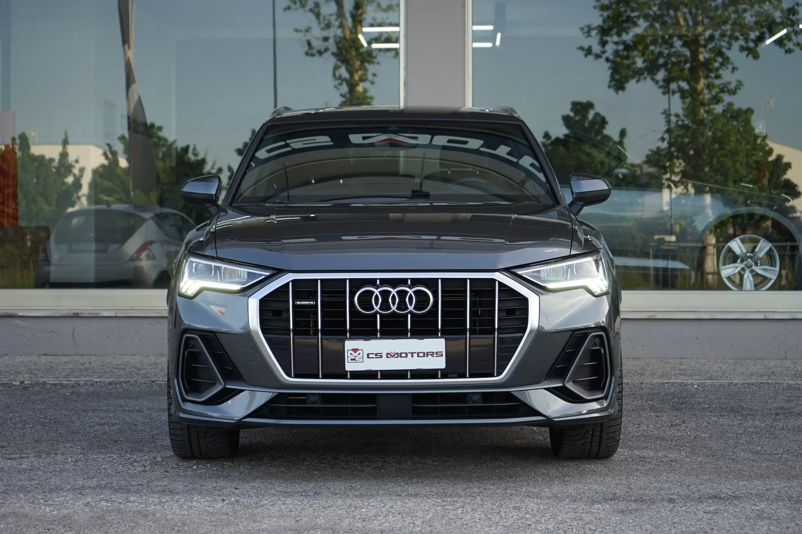 Audi - Q3