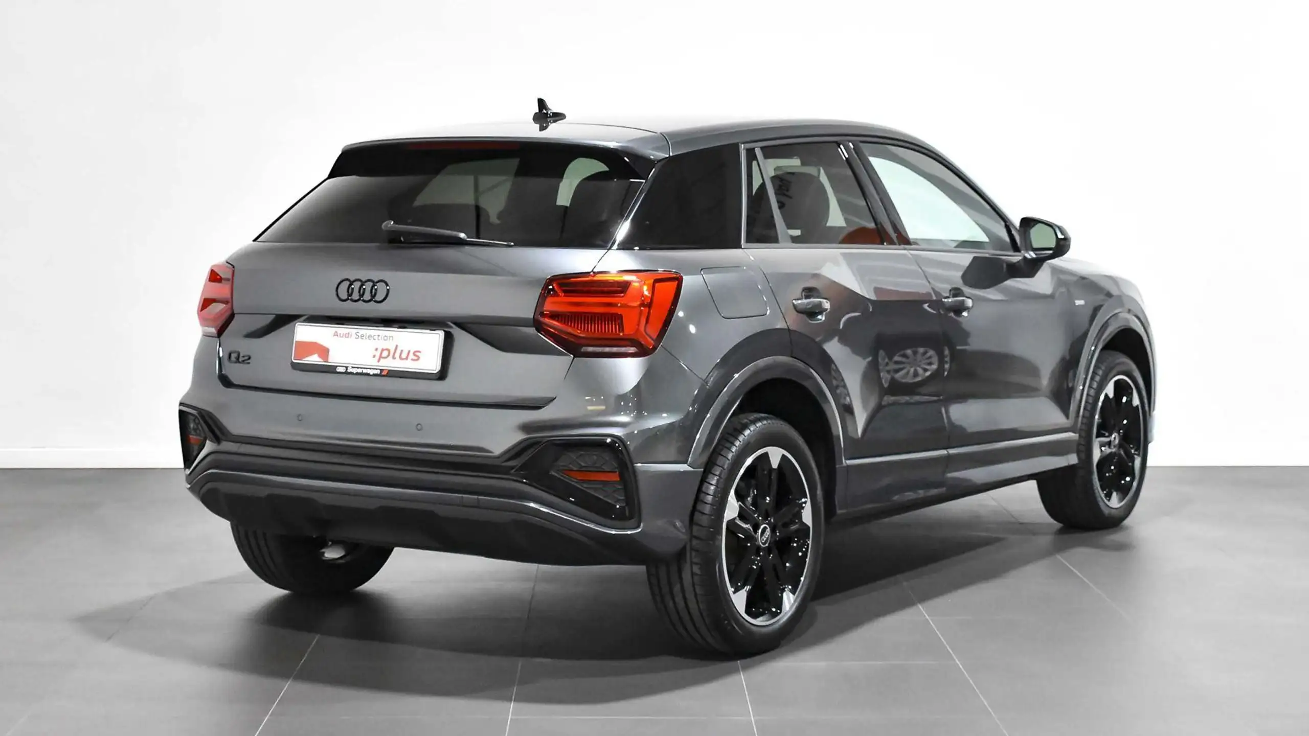 Audi - Q2