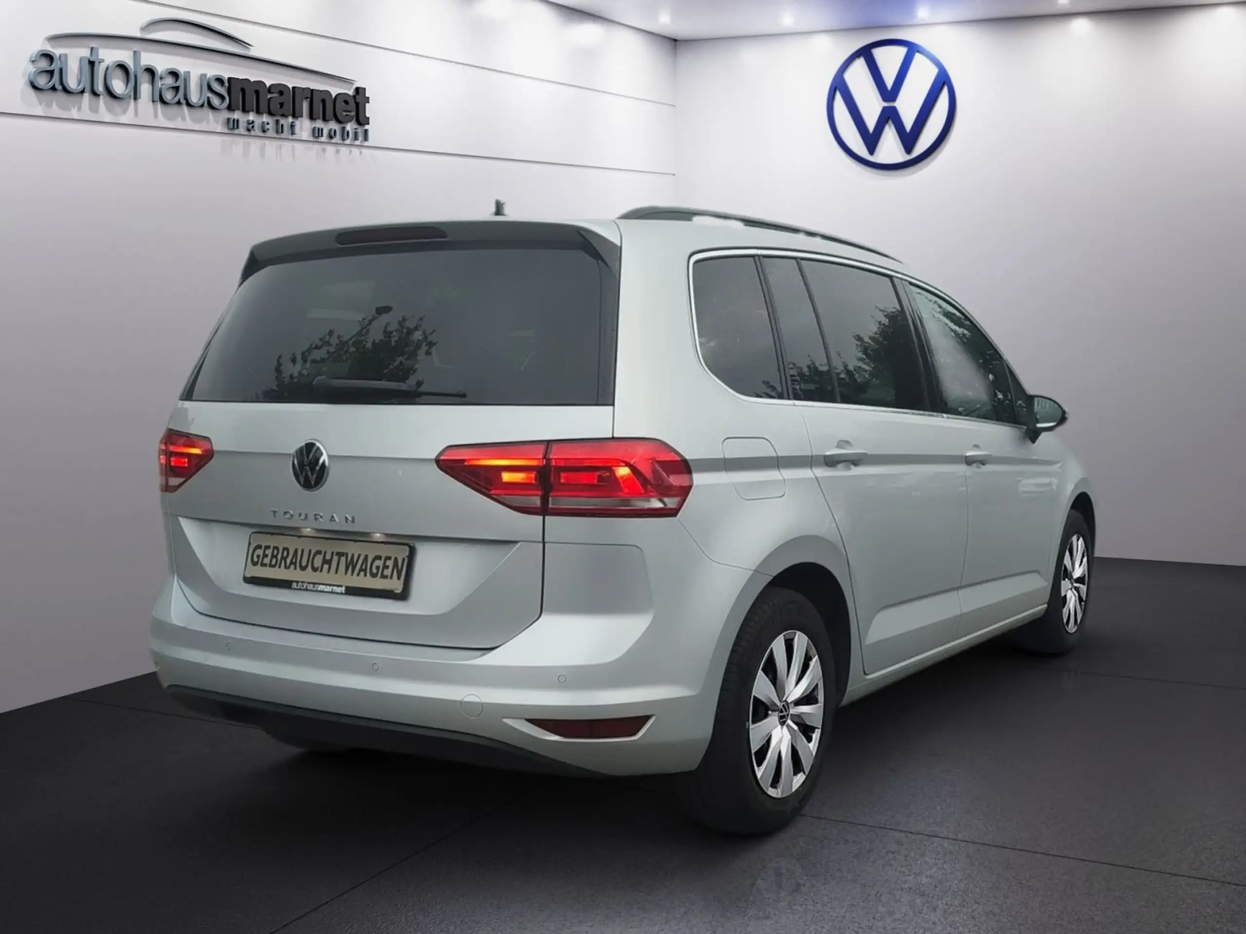 Volkswagen - Touran