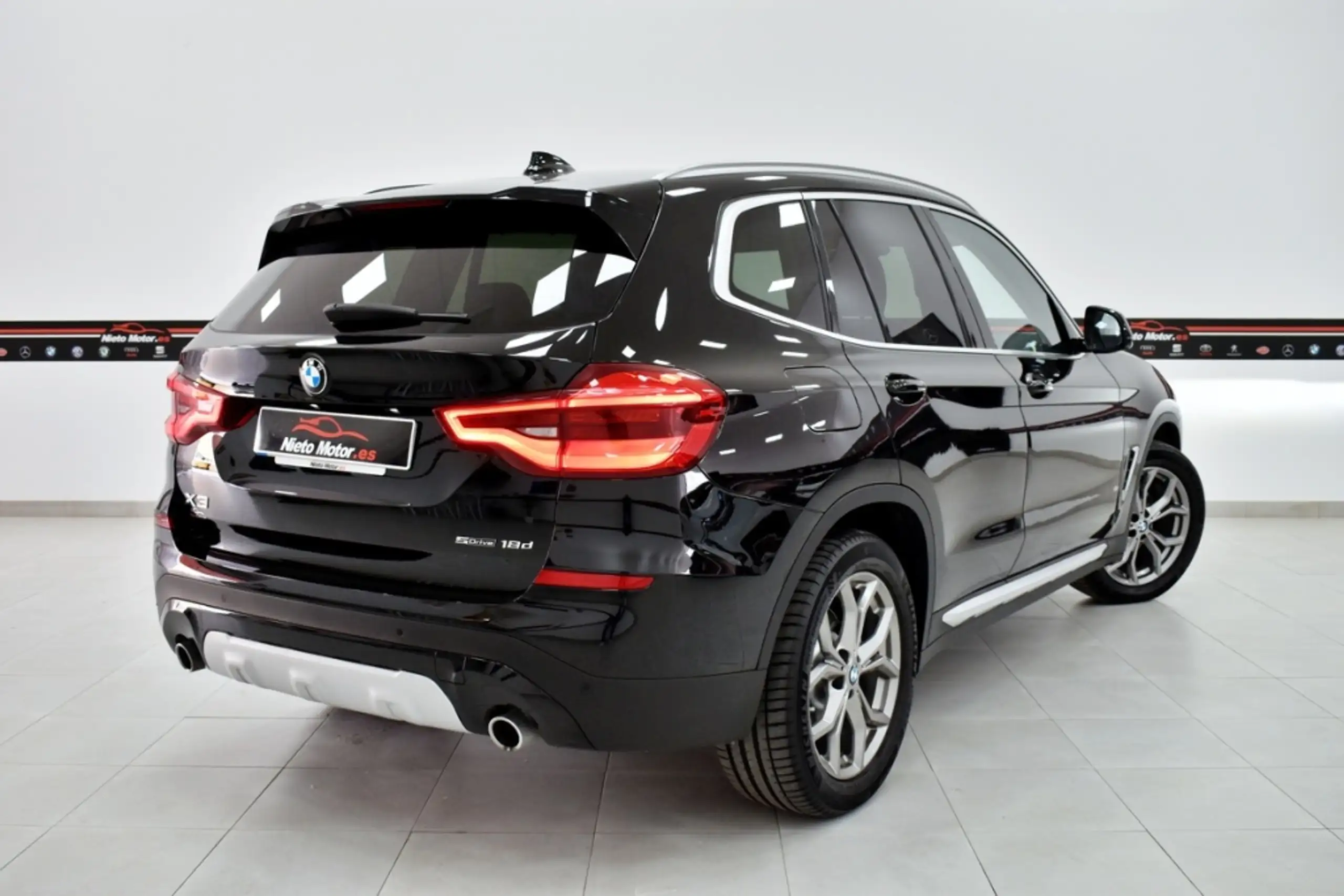 BMW - X3