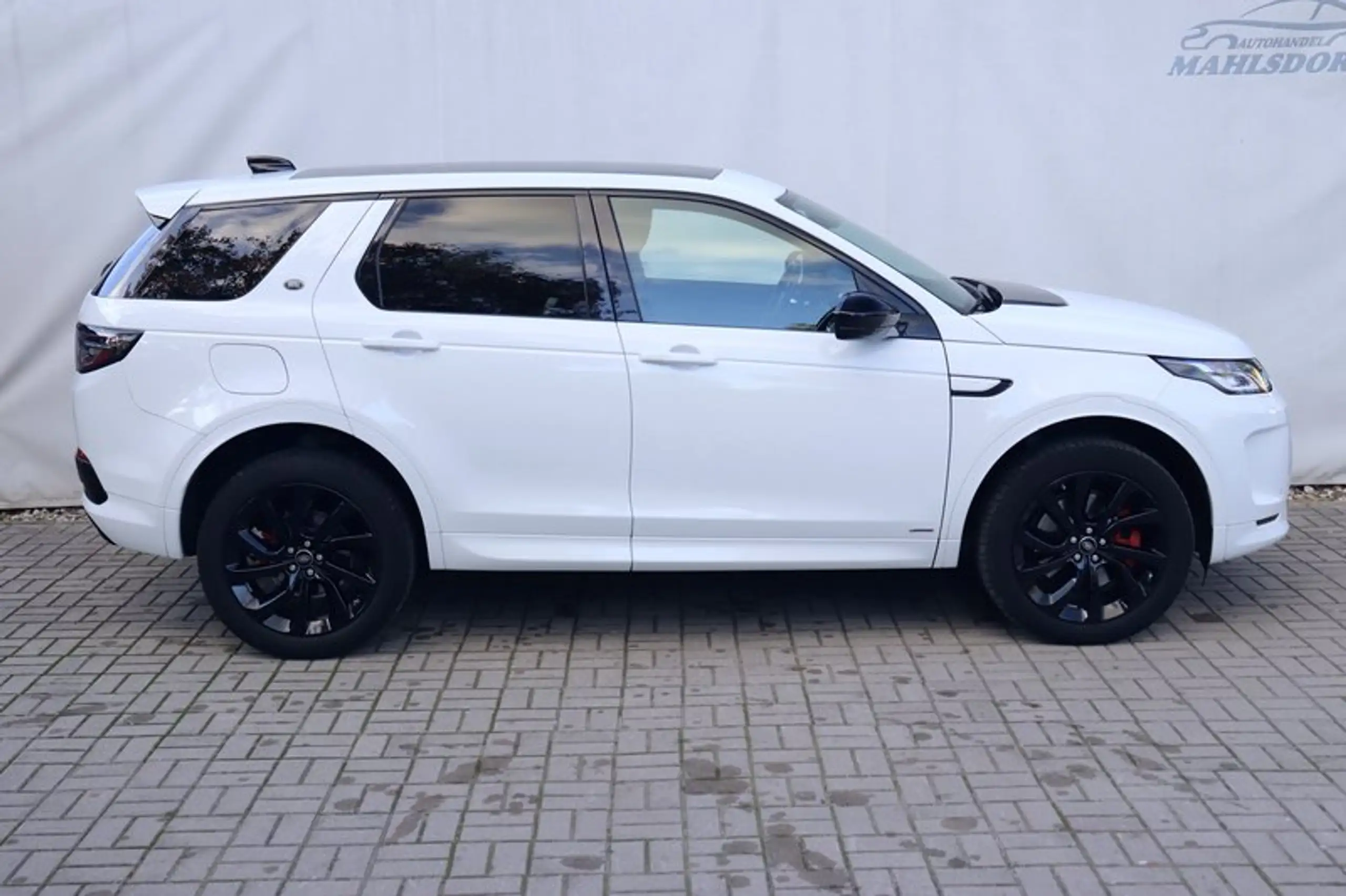 Land Rover - Discovery Sport