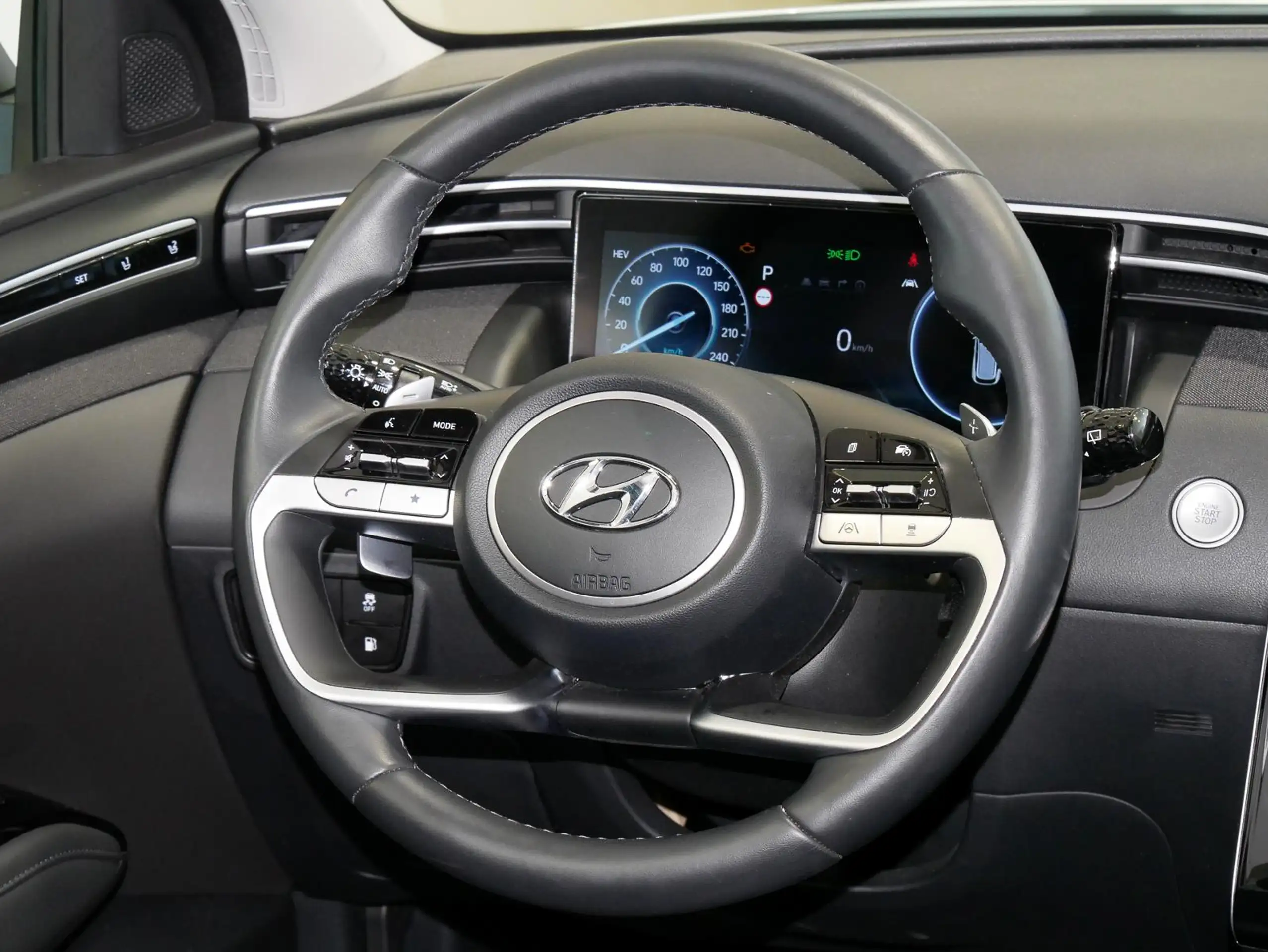 Hyundai - TUCSON