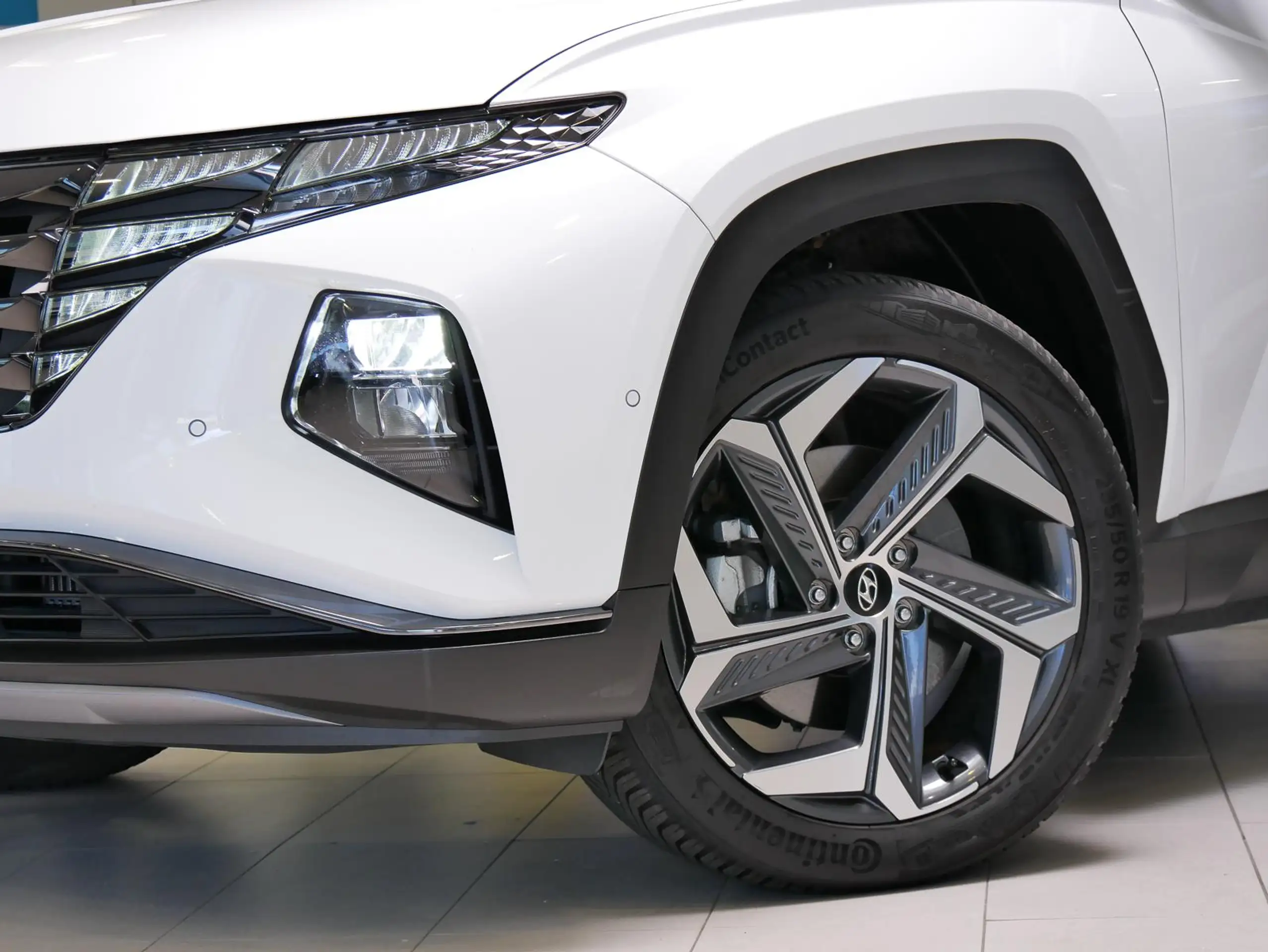 Hyundai - TUCSON