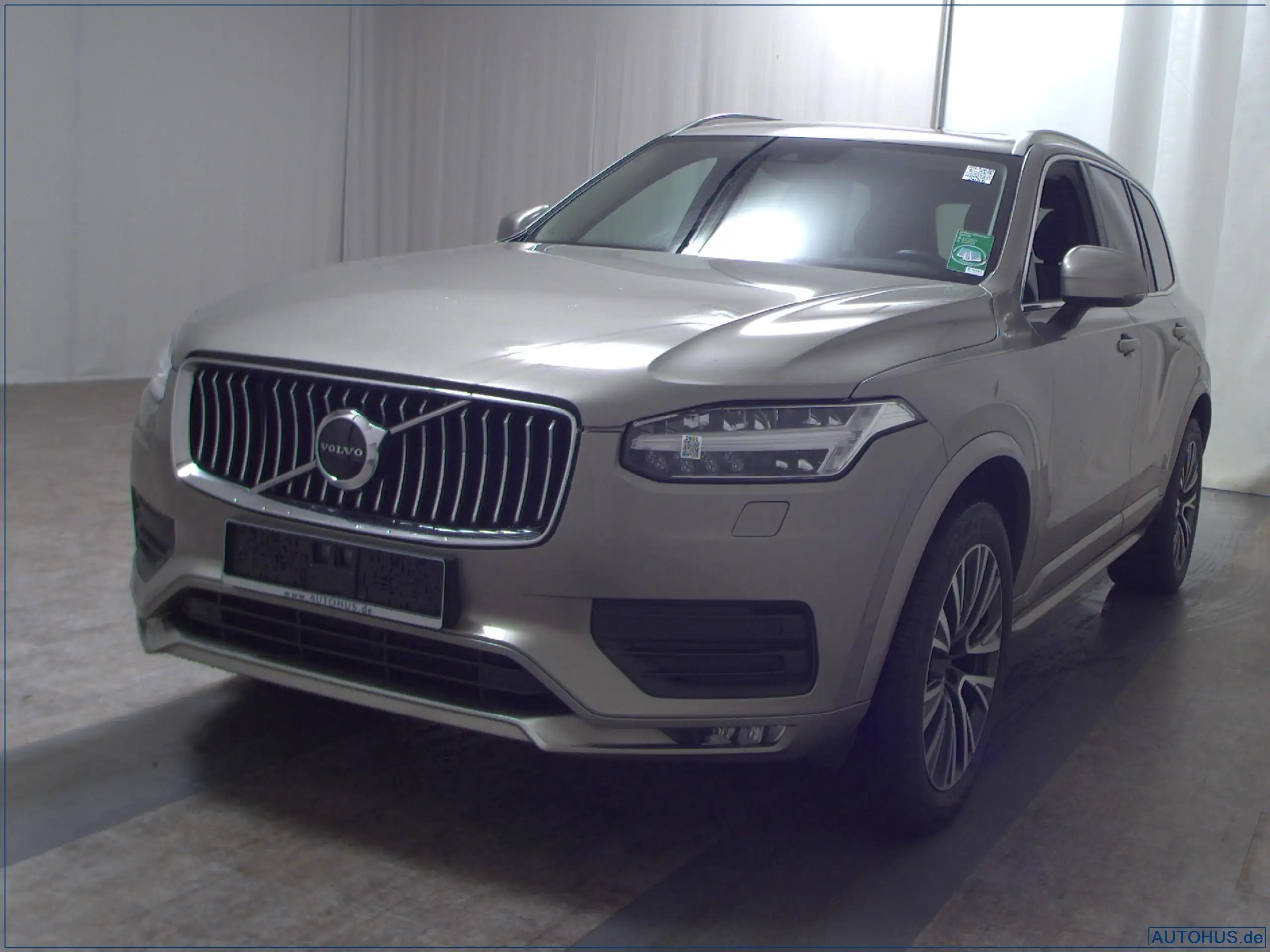 Volvo - XC90