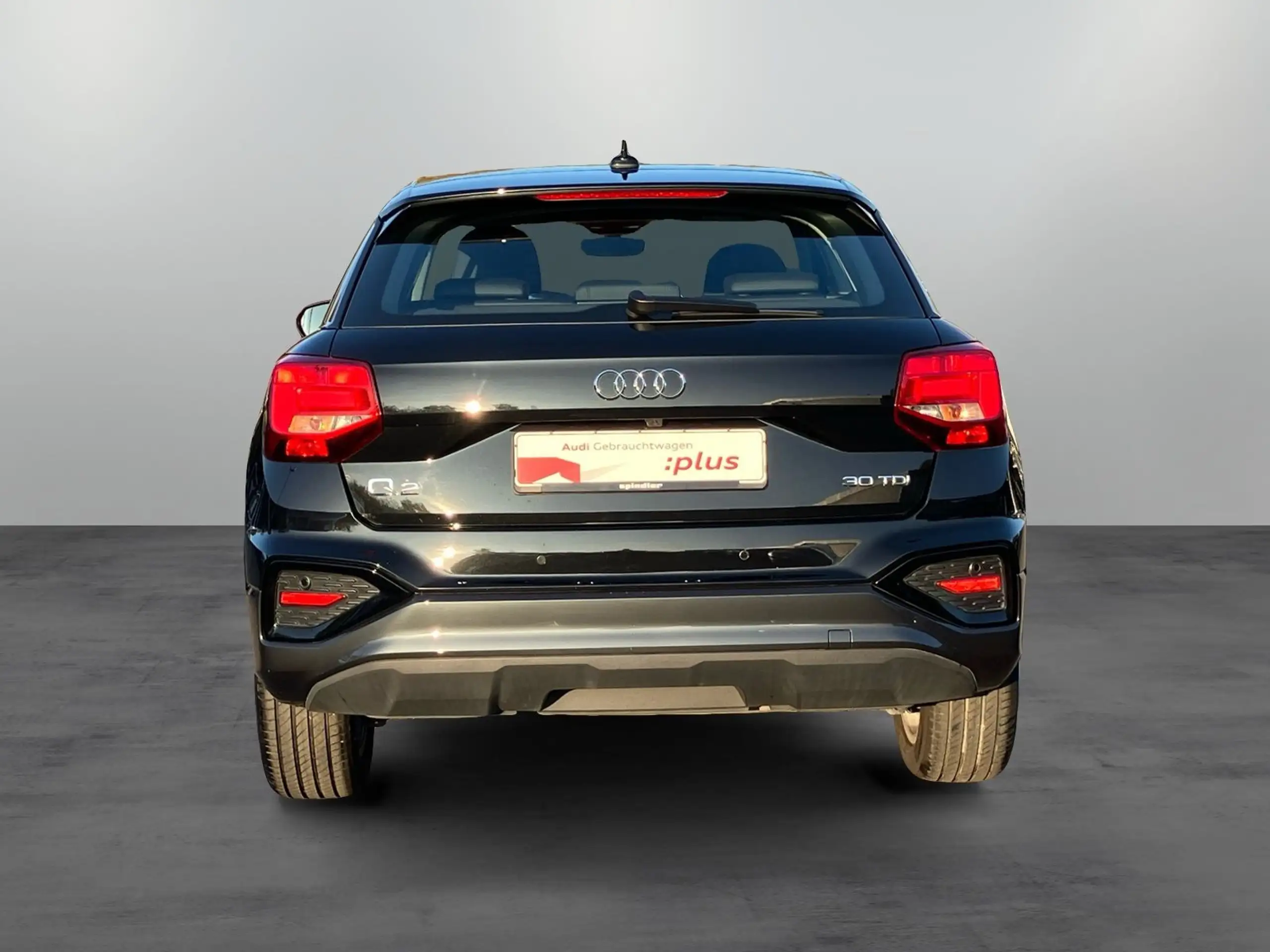 Audi - Q2