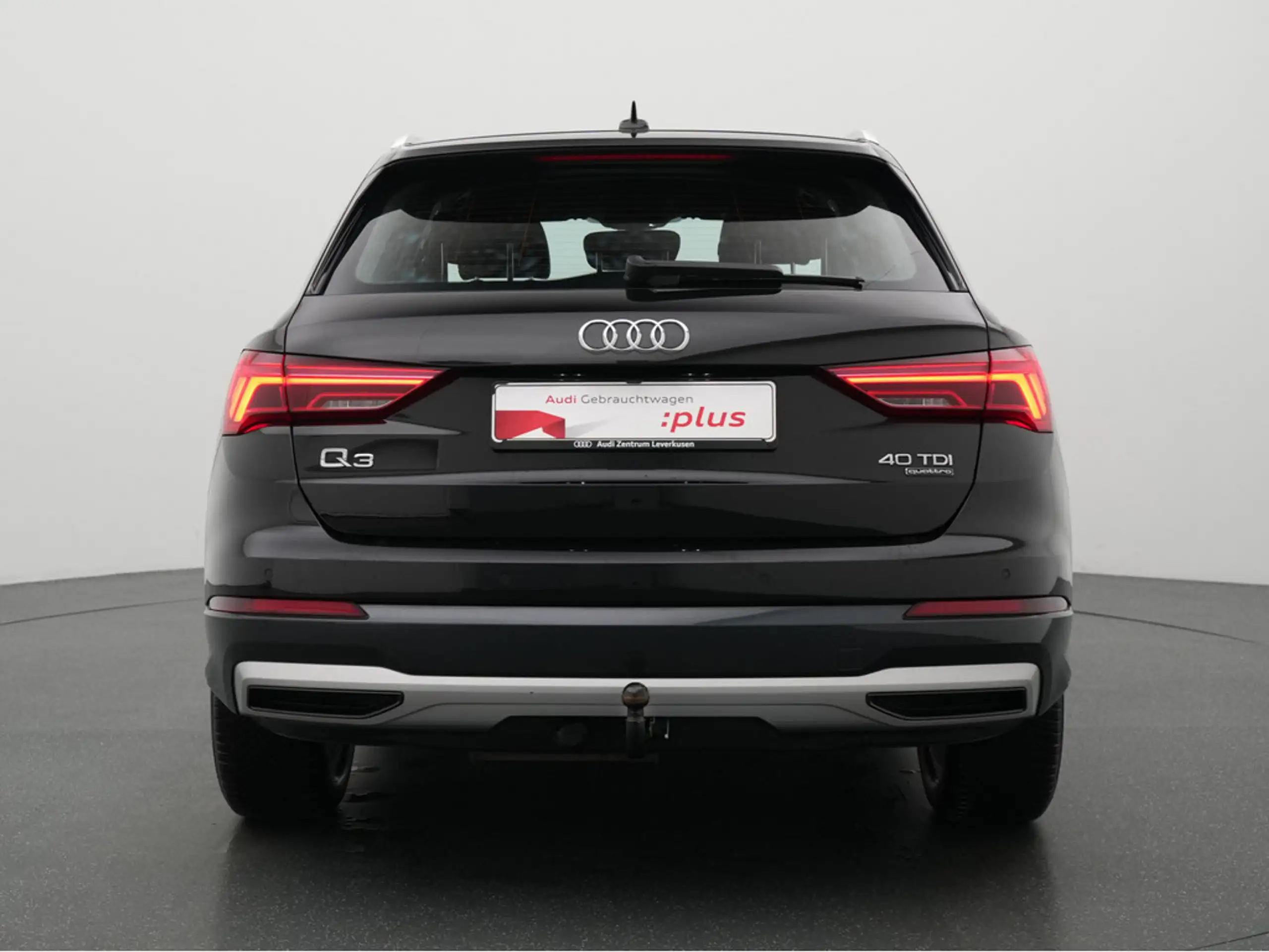 Audi - Q3