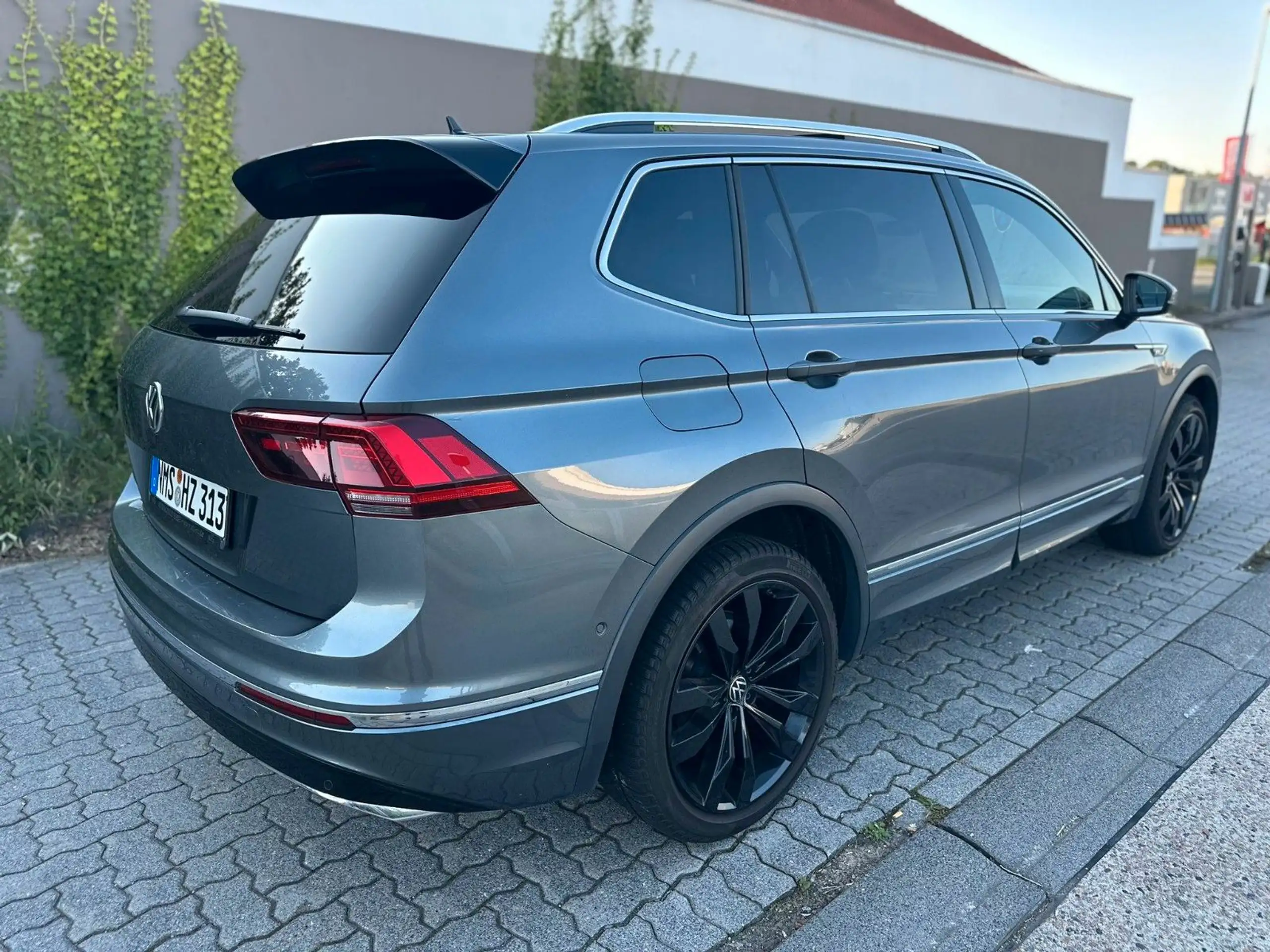 Volkswagen - Tiguan Allspace