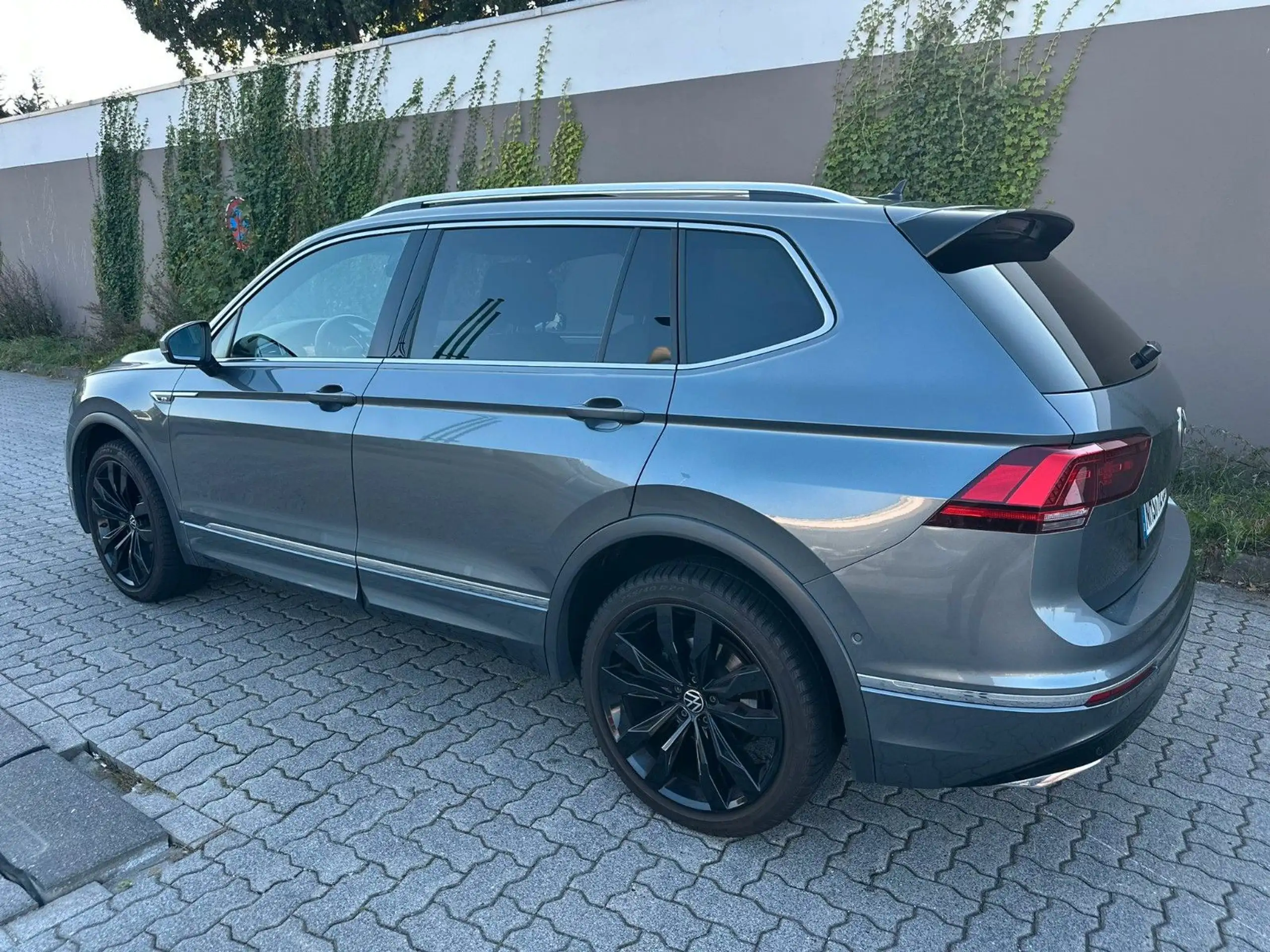 Volkswagen - Tiguan Allspace